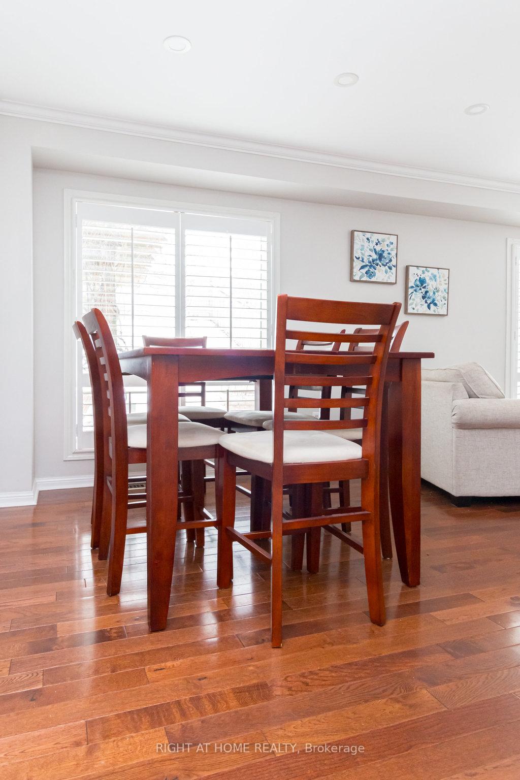 Photo 15 of 5140 Oakley Drive, Burlington, Orchard — HOMEH