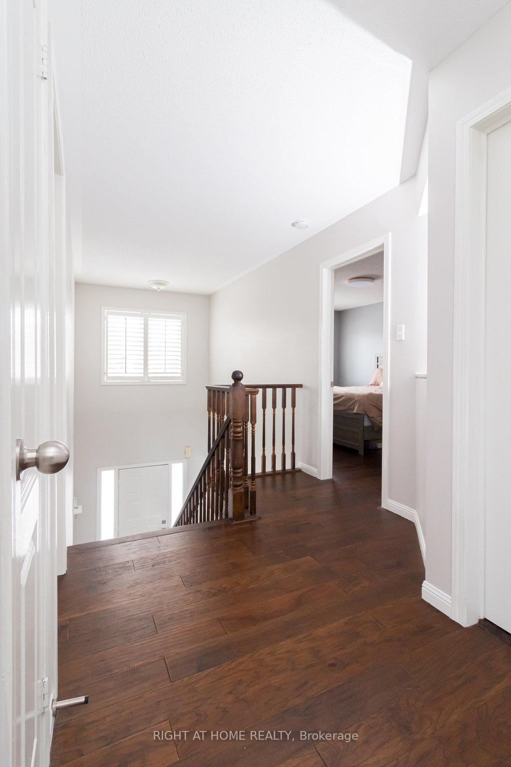 Photo 21 of 5140 Oakley Drive, Burlington, Orchard — HOMEH