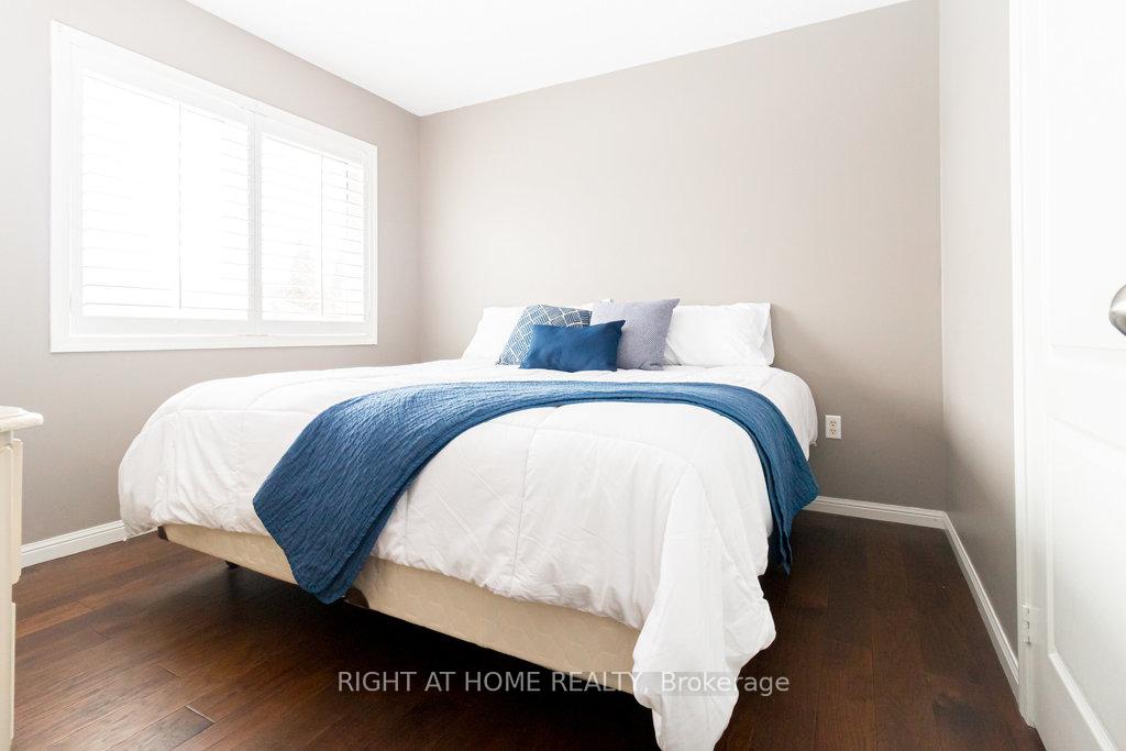 Photo 28 of 5140 Oakley Drive, Burlington, Orchard — HOMEH
