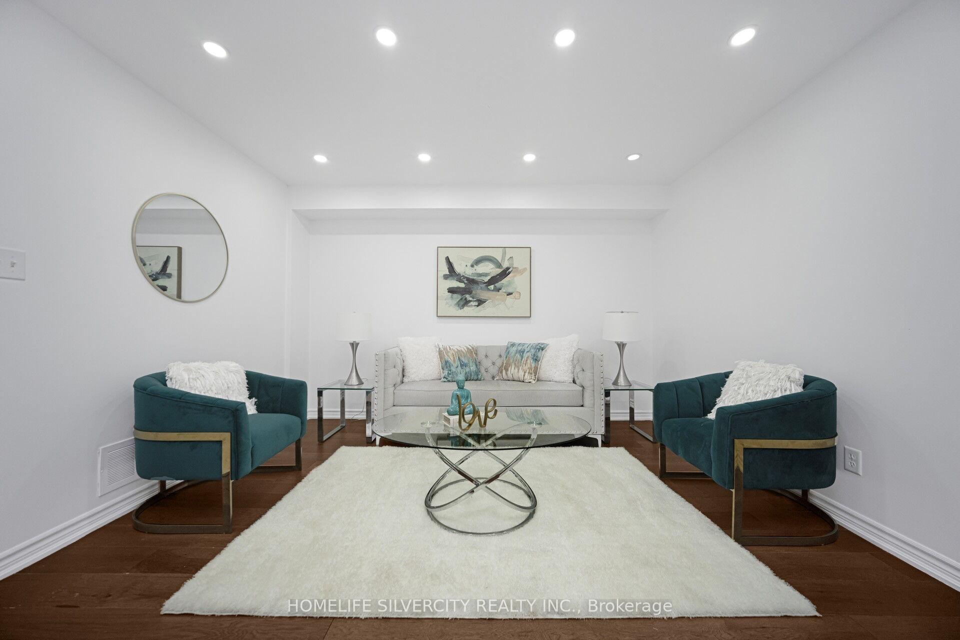 Photo 8 of 56 Cadillac Crescent S, Brampton, Fletcher's Meadow — HOMEH