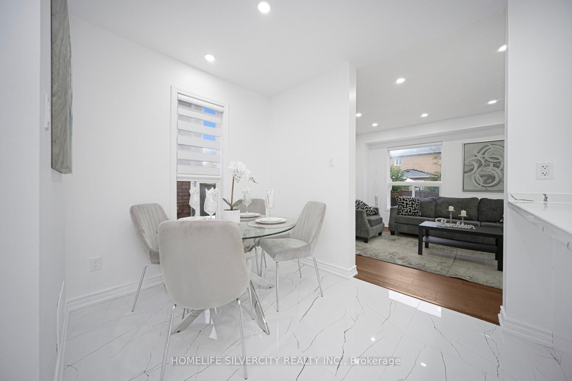 Photo 12 of 56 Cadillac Crescent S, Brampton, Fletcher's Meadow — HOMEH