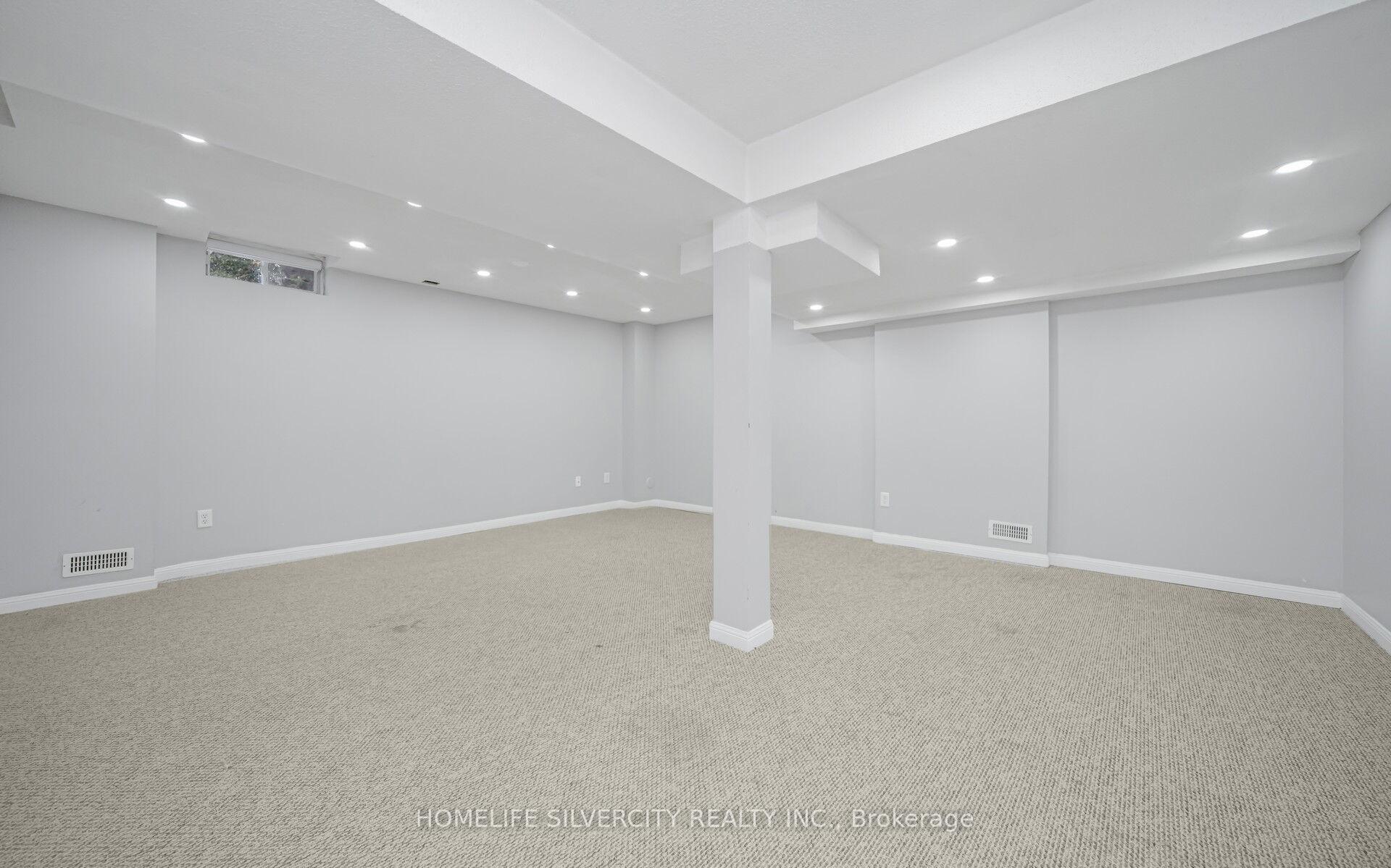 Photo 41 of 56 Cadillac Crescent S, Brampton, Fletcher's Meadow — HOMEH