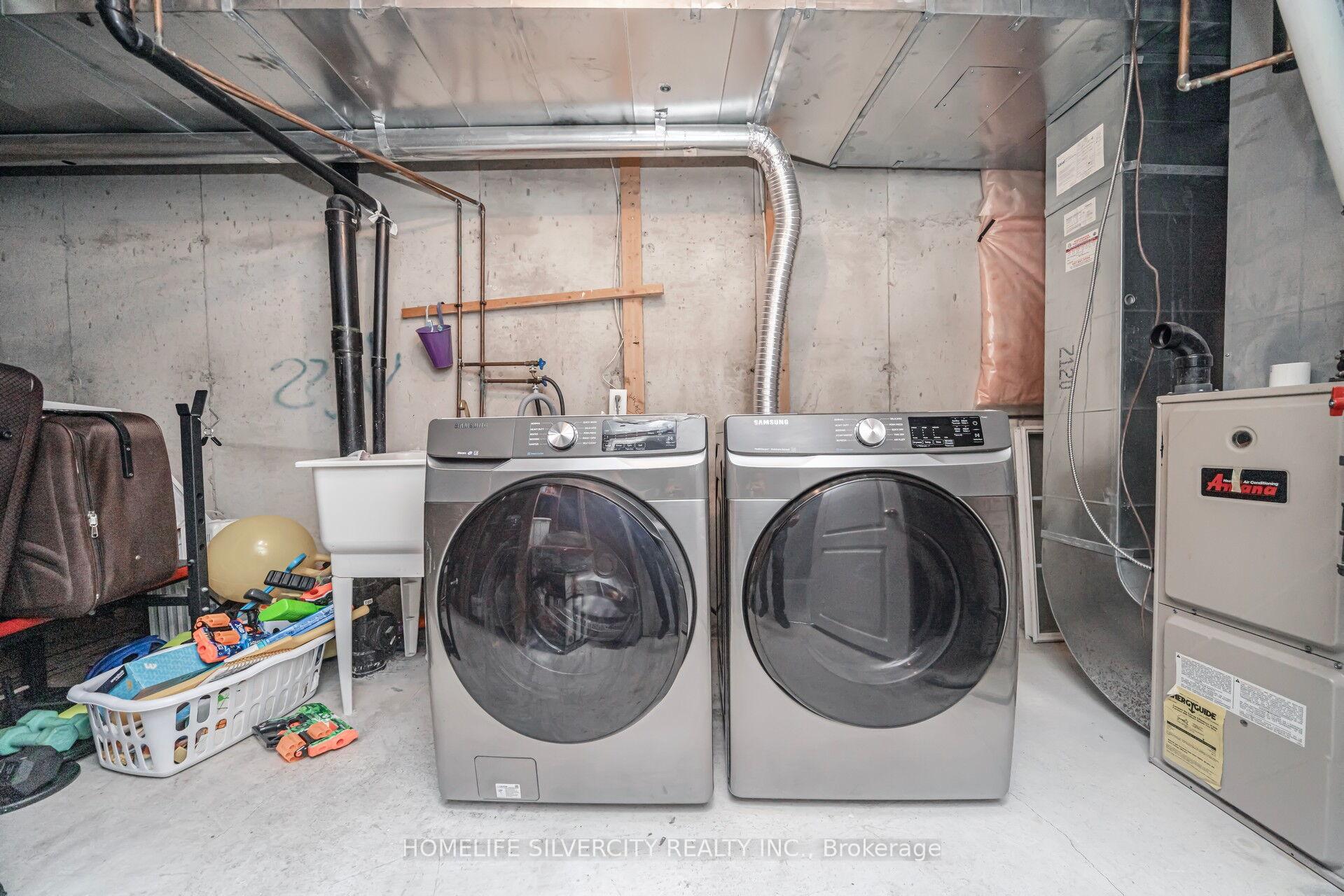 Photo 44 of 56 Cadillac Crescent S, Brampton, Fletcher's Meadow — HOMEH