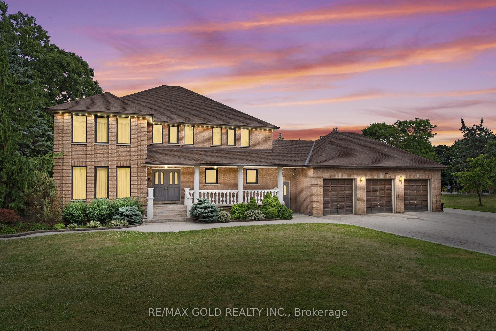 Photo 1 of 8 Ryckman Lane, Brampton, Toronto Gore Rural Estate — HOMEH