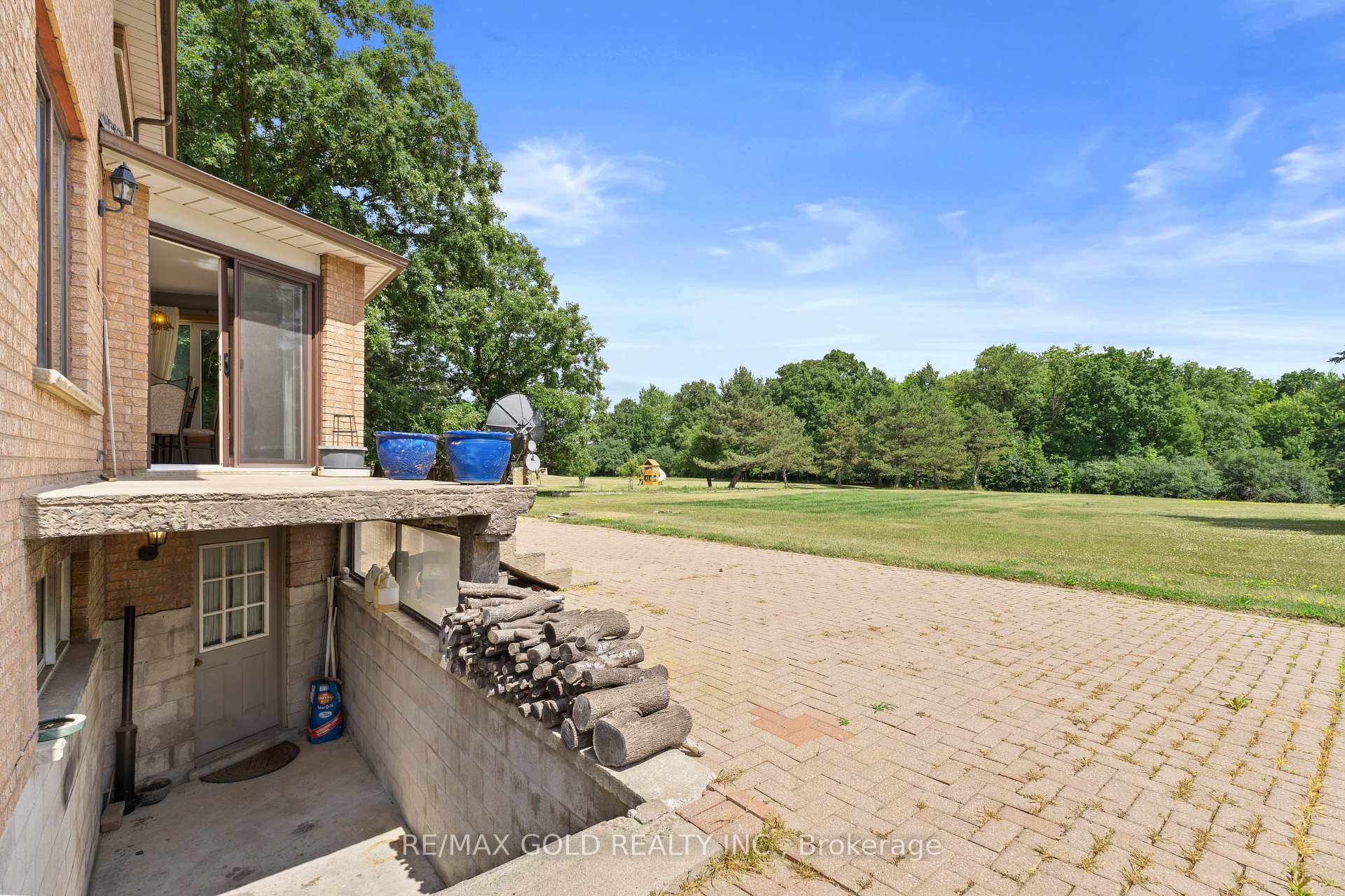 Photo 28 of 8 Ryckman Lane, Brampton, Toronto Gore Rural Estate — HOMEH