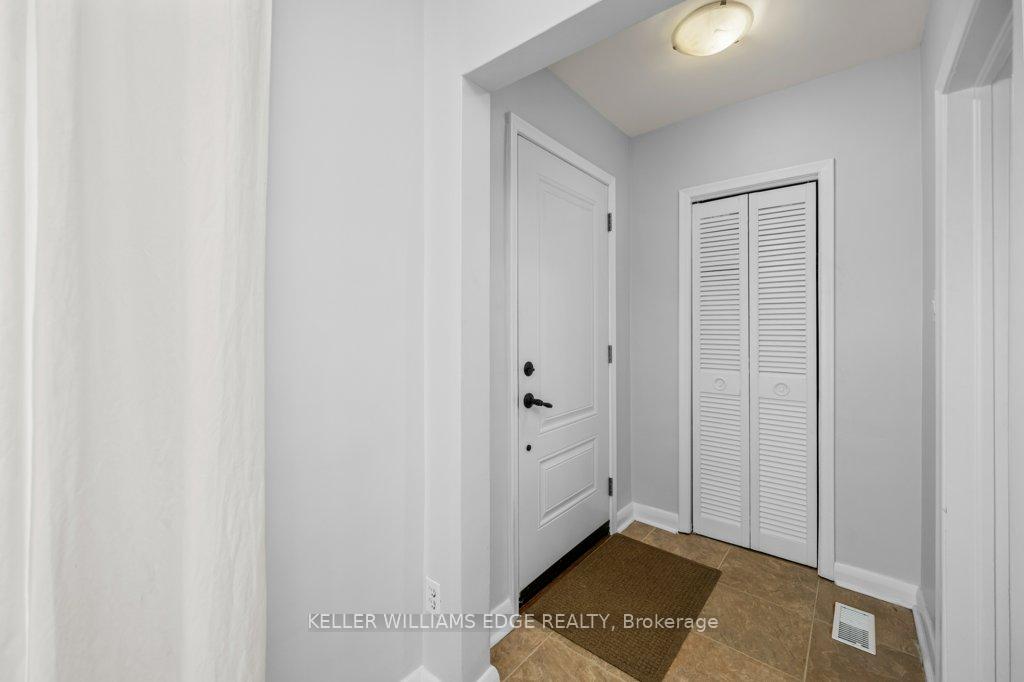 Photo 3 of 665 Drury Lane, Burlington, Brant — HOMEH