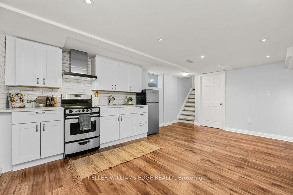 Photo 23 of 665 Drury Lane, Burlington, Brant — HOMEH