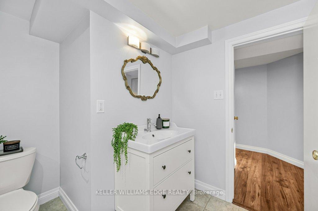 Photo 32 of 665 Drury Lane, Burlington, Brant — HOMEH