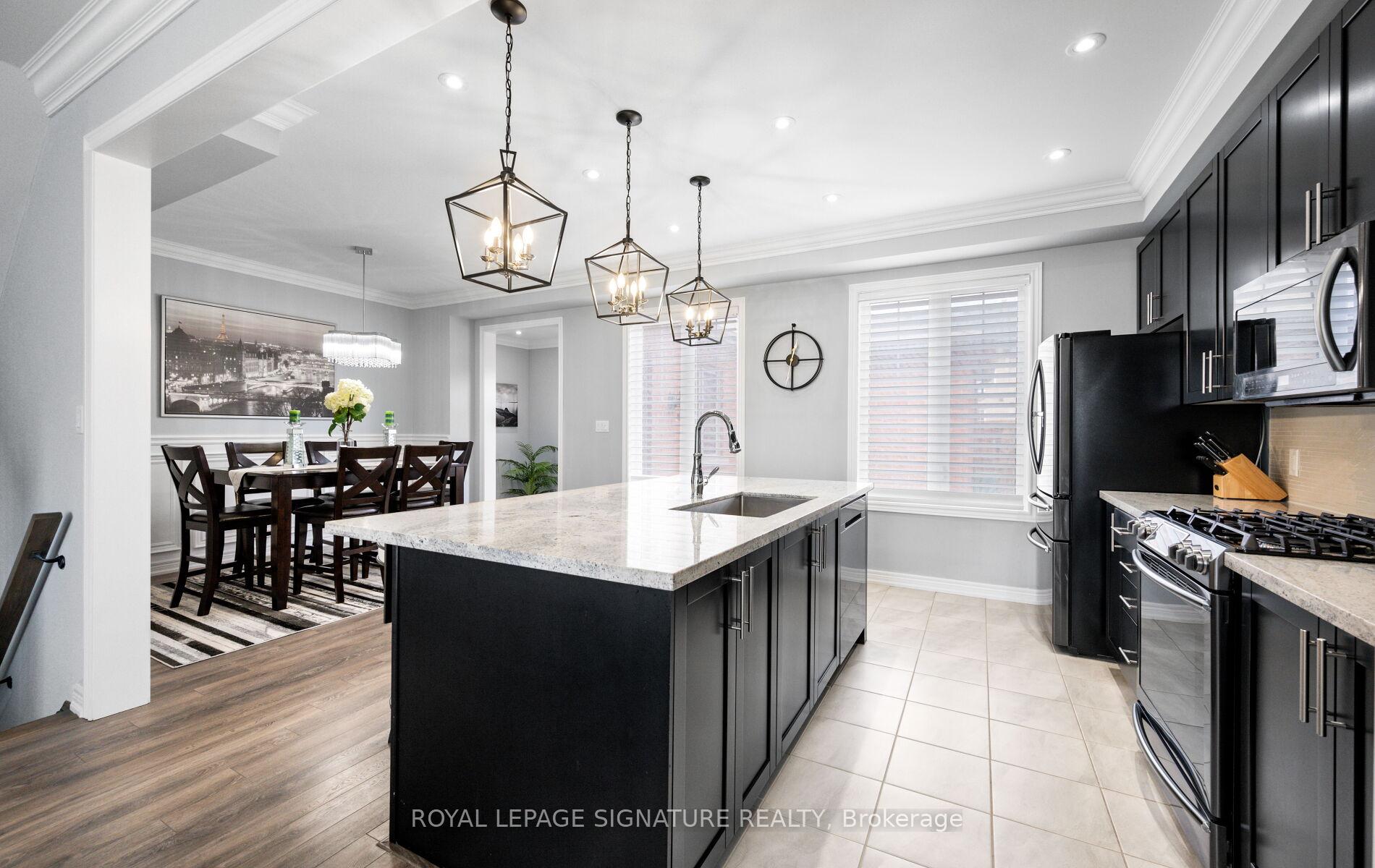 Photo 12 of 8 Primo Road, Brampton, Northwest Brampton — HOMEH