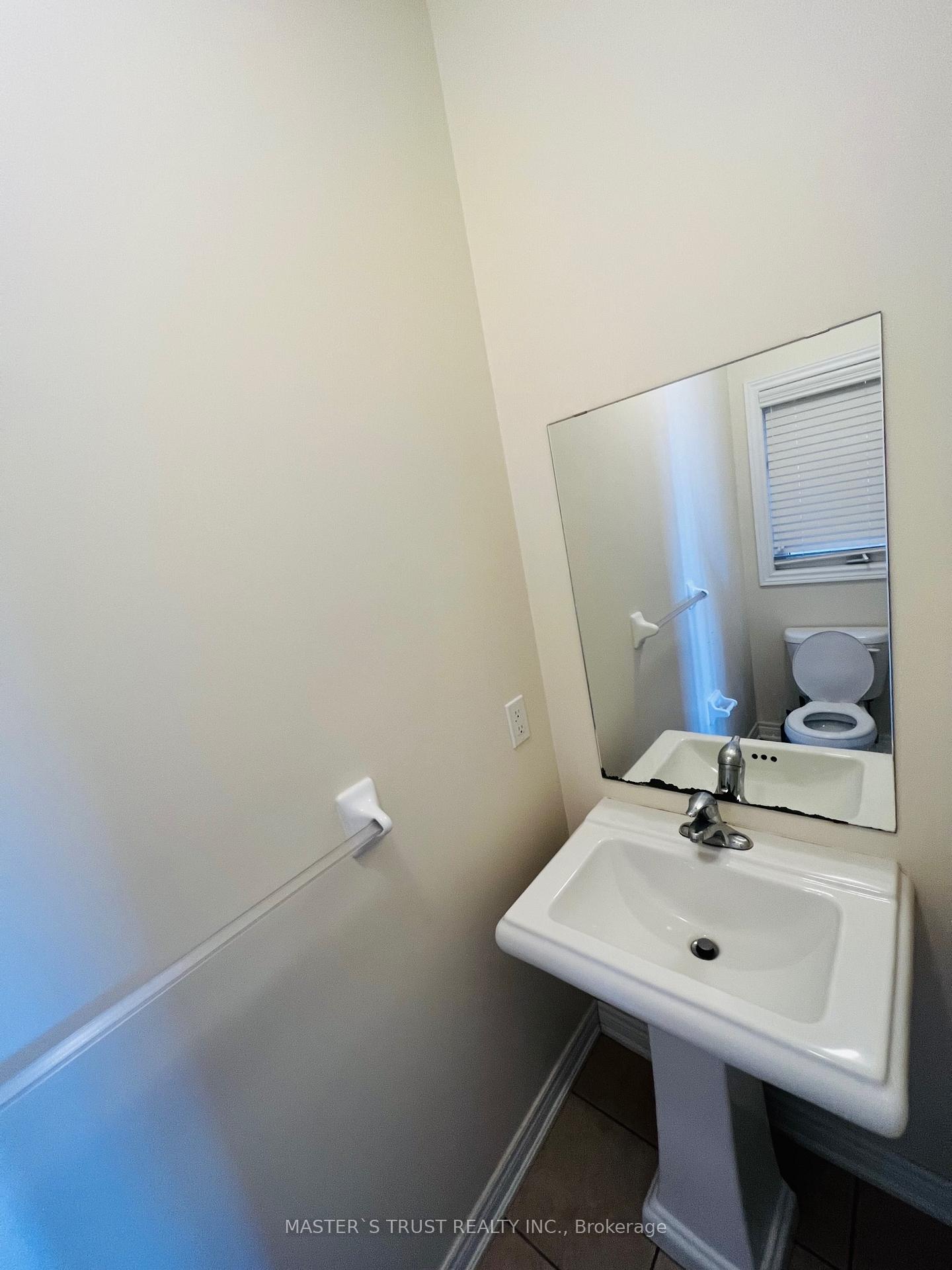 Photo 8 of 97 Ebury Drive, Brampton, Credit Valley — HOMEH