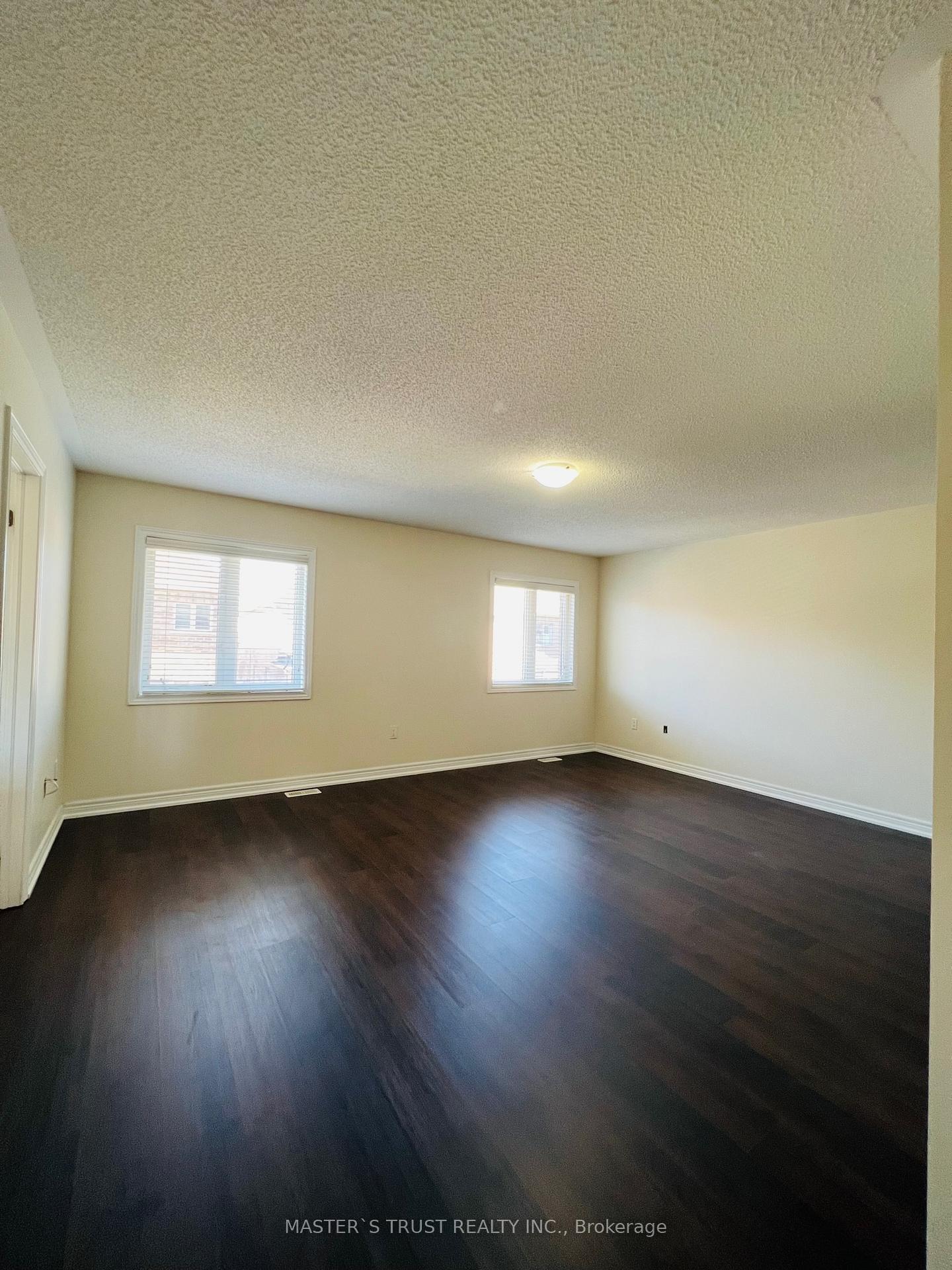 Photo 10 of 97 Ebury Drive, Brampton, Credit Valley — HOMEH