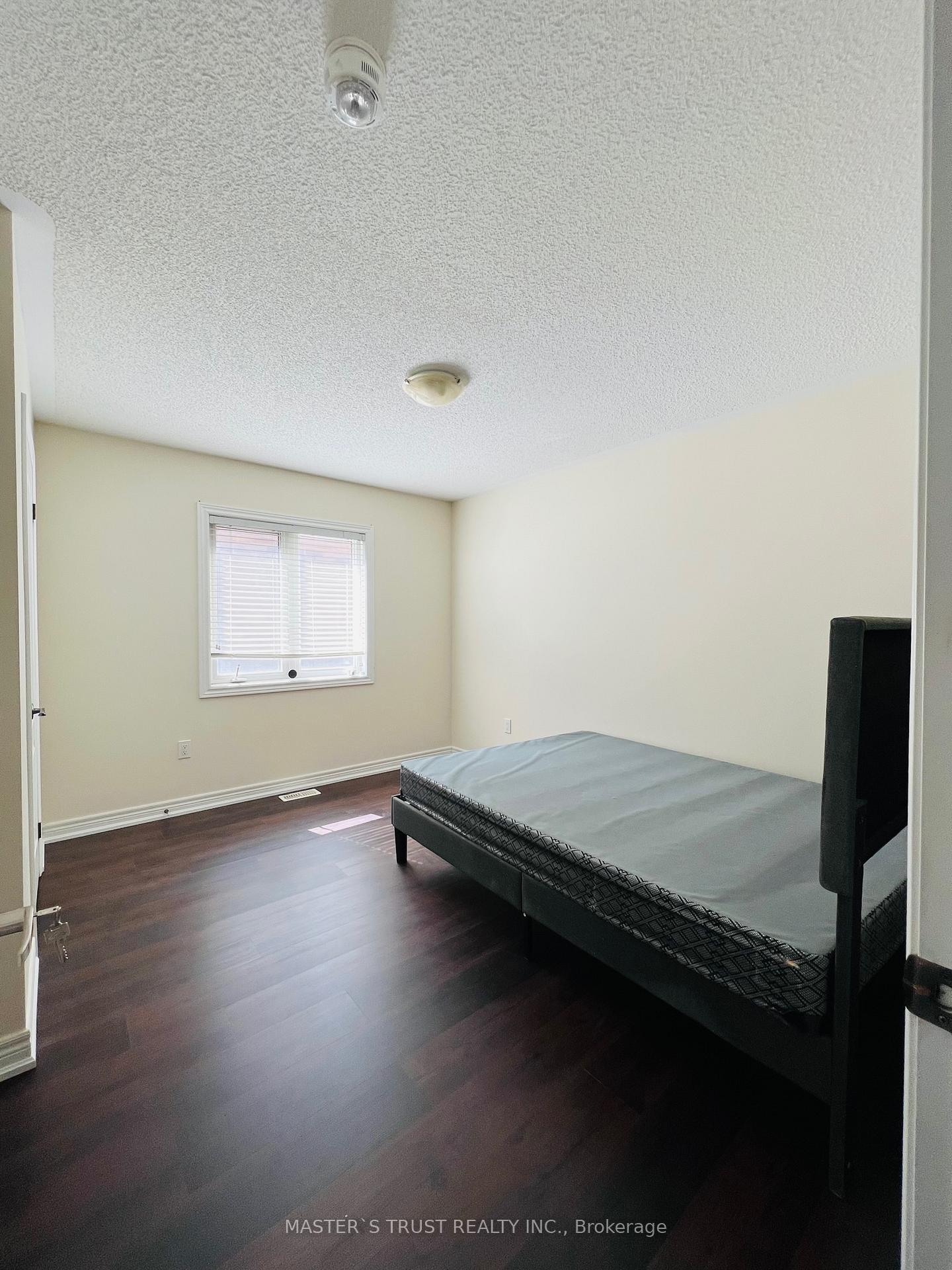 Photo 14 of 97 Ebury Drive, Brampton, Credit Valley — HOMEH