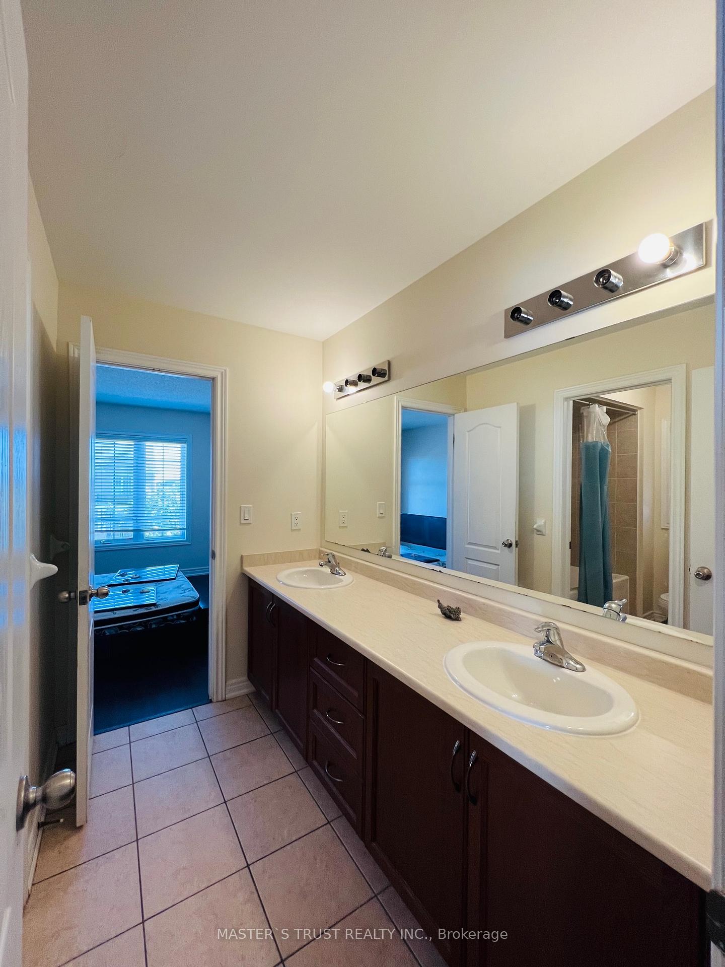 Photo 20 of 97 Ebury Drive, Brampton, Credit Valley — HOMEH