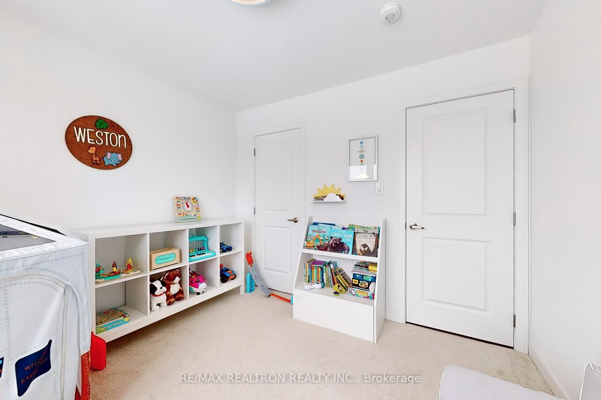 Photo 28 of 38 Blue Forest Crescent, Barrie, Innis-Shore — HOMEH
