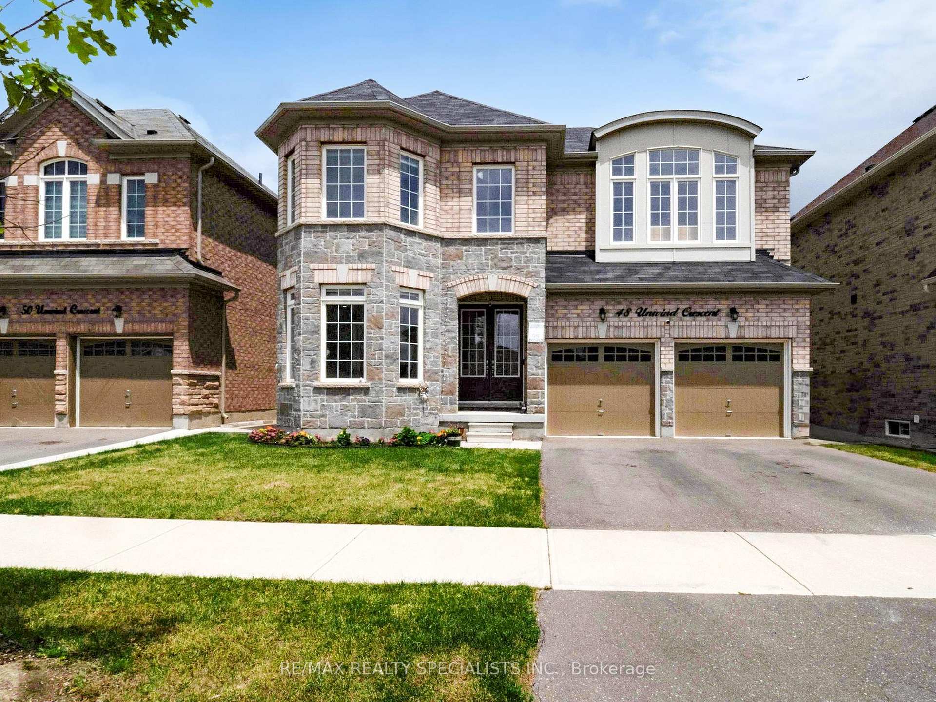 Photo 2 of 48 Unwind Crescent, Brampton, Credit Valley — HOMEH