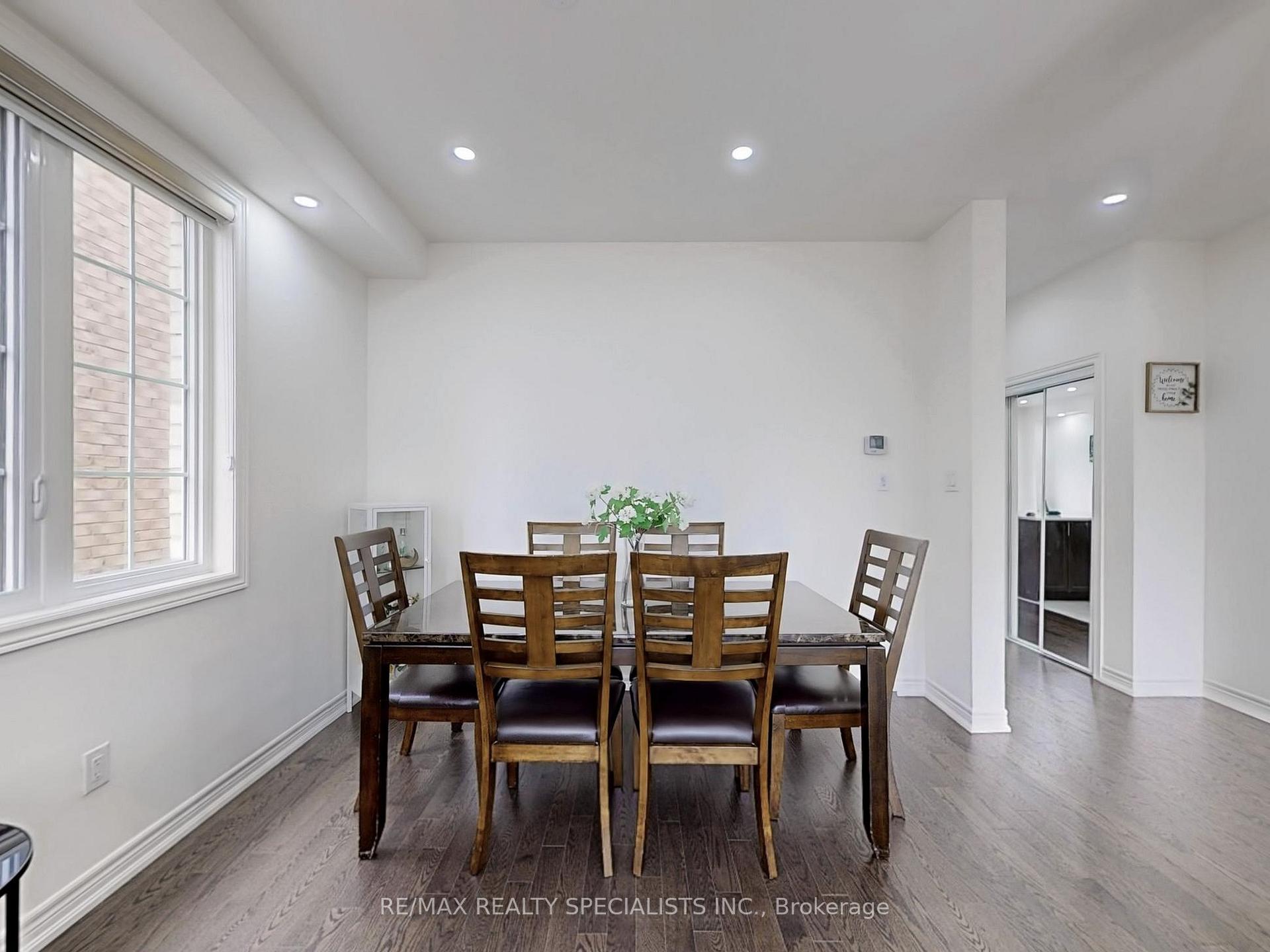 Photo 12 of 48 Unwind Crescent, Brampton, Credit Valley — HOMEH