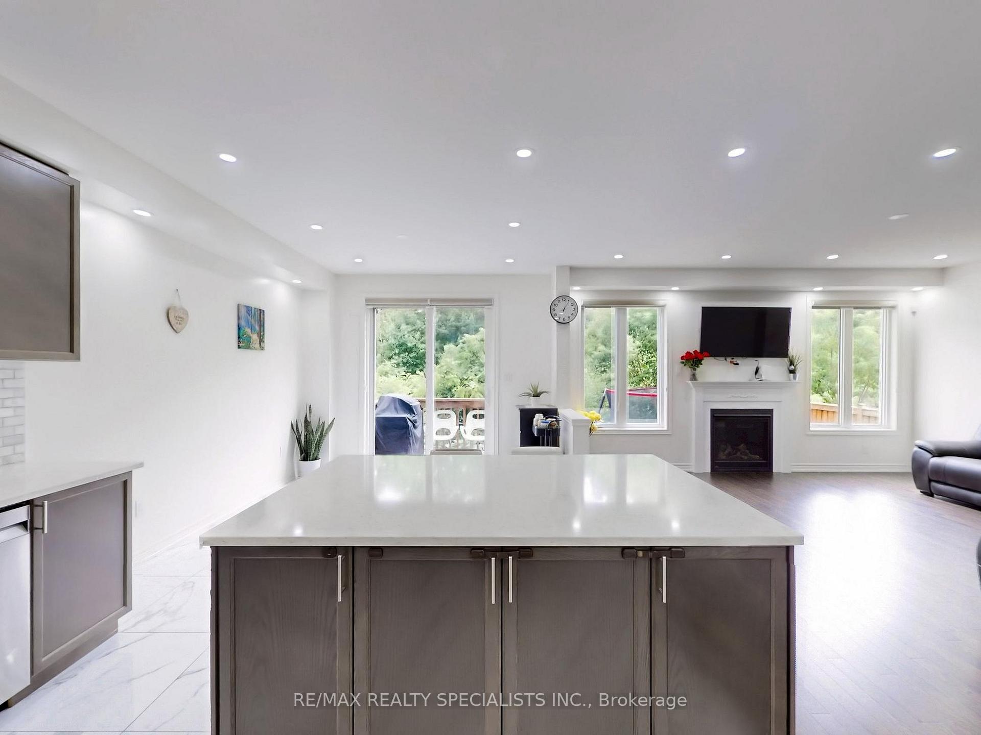 Photo 15 of 48 Unwind Crescent, Brampton, Credit Valley — HOMEH