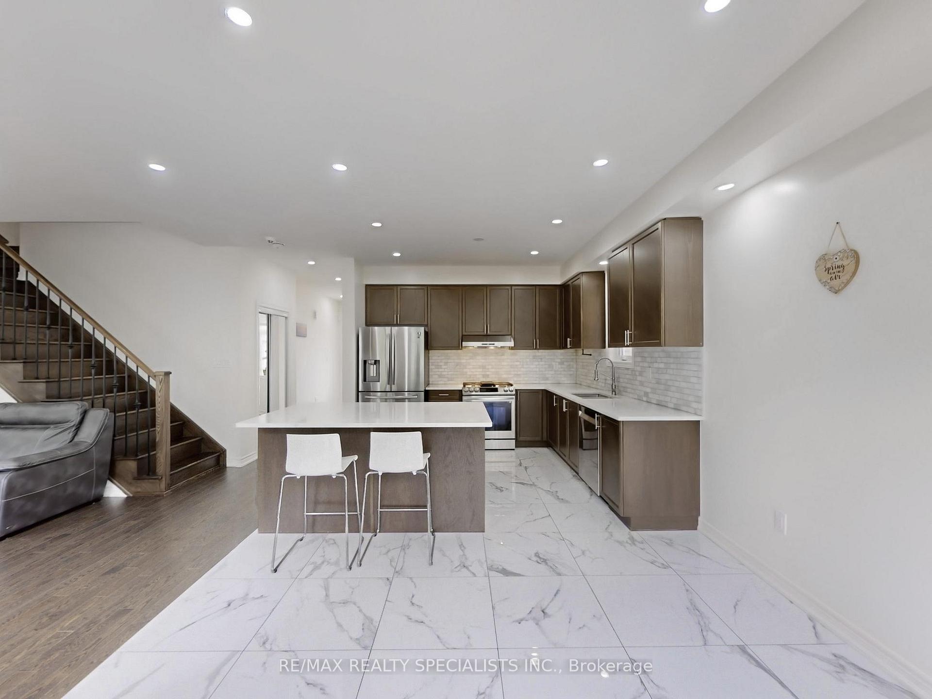 Photo 19 of 48 Unwind Crescent, Brampton, Credit Valley — HOMEH