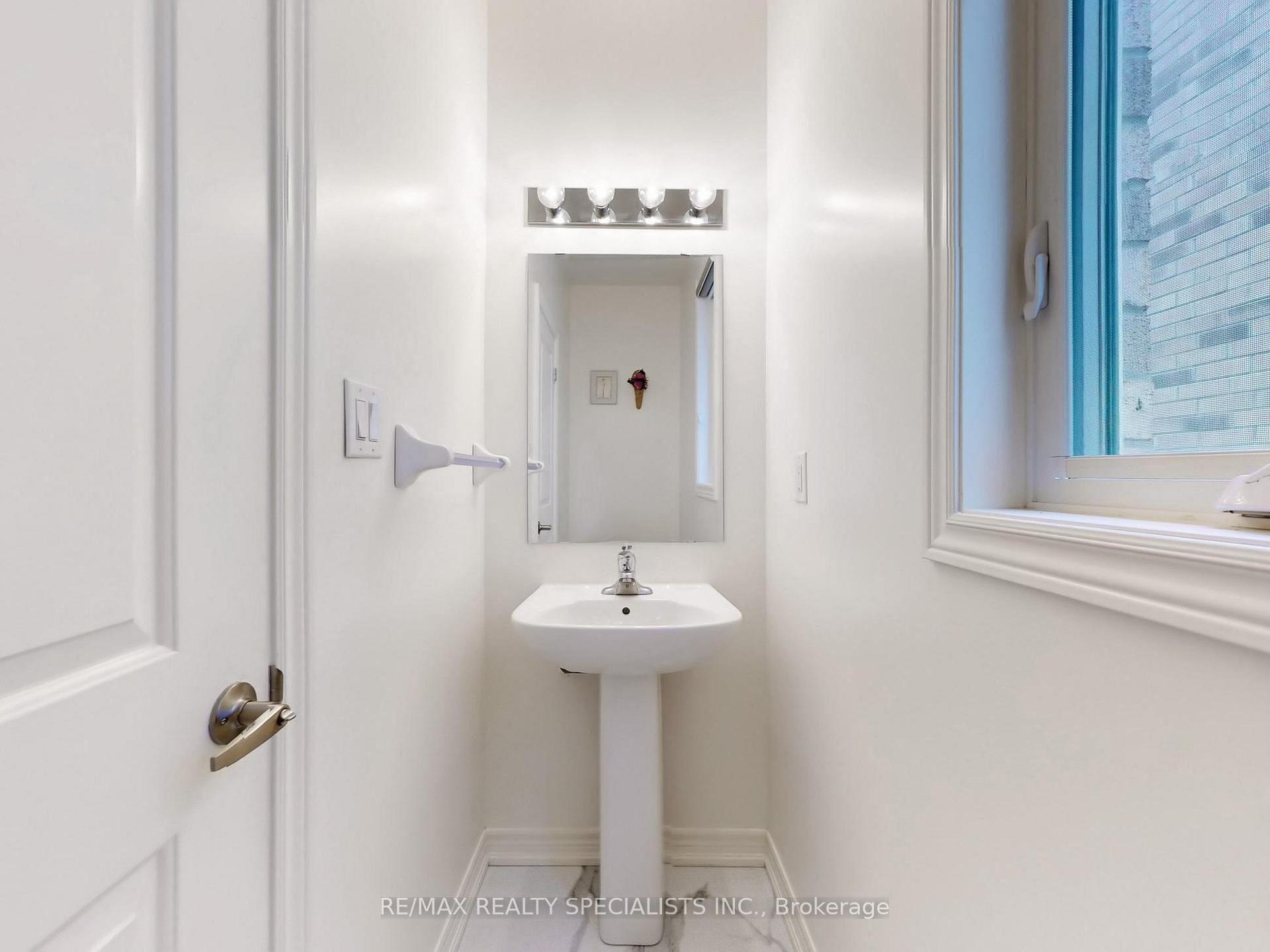 Photo 21 of 48 Unwind Crescent, Brampton, Credit Valley — HOMEH