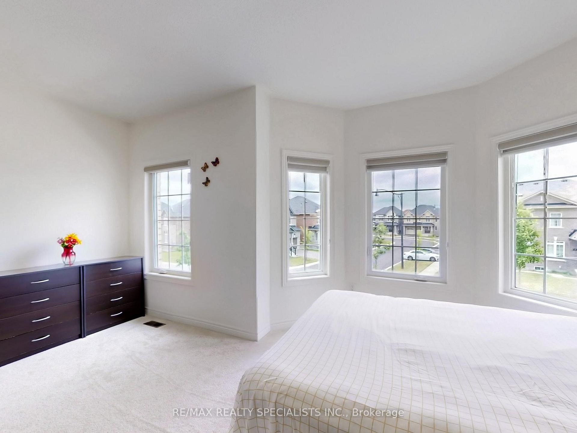 Photo 25 of 48 Unwind Crescent, Brampton, Credit Valley — HOMEH