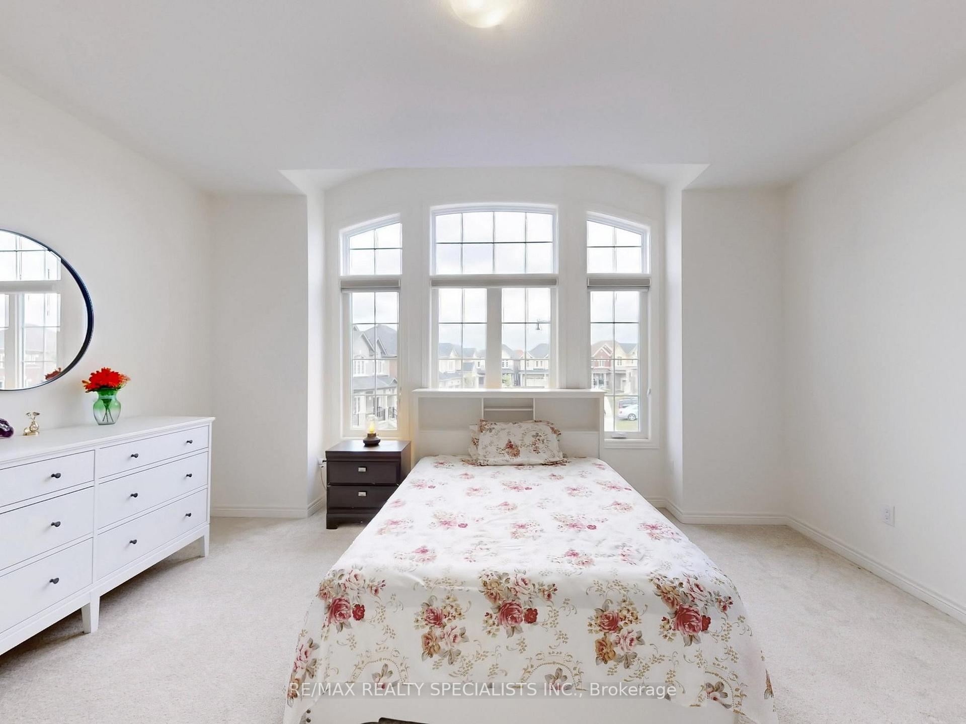 Photo 29 of 48 Unwind Crescent, Brampton, Credit Valley — HOMEH