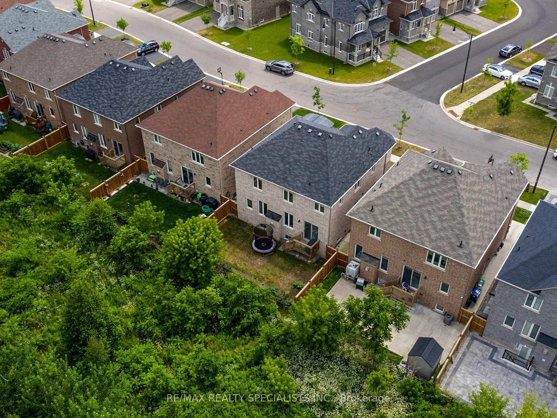 Photo 40 of 48 Unwind Crescent, Brampton, Credit Valley — HOMEH
