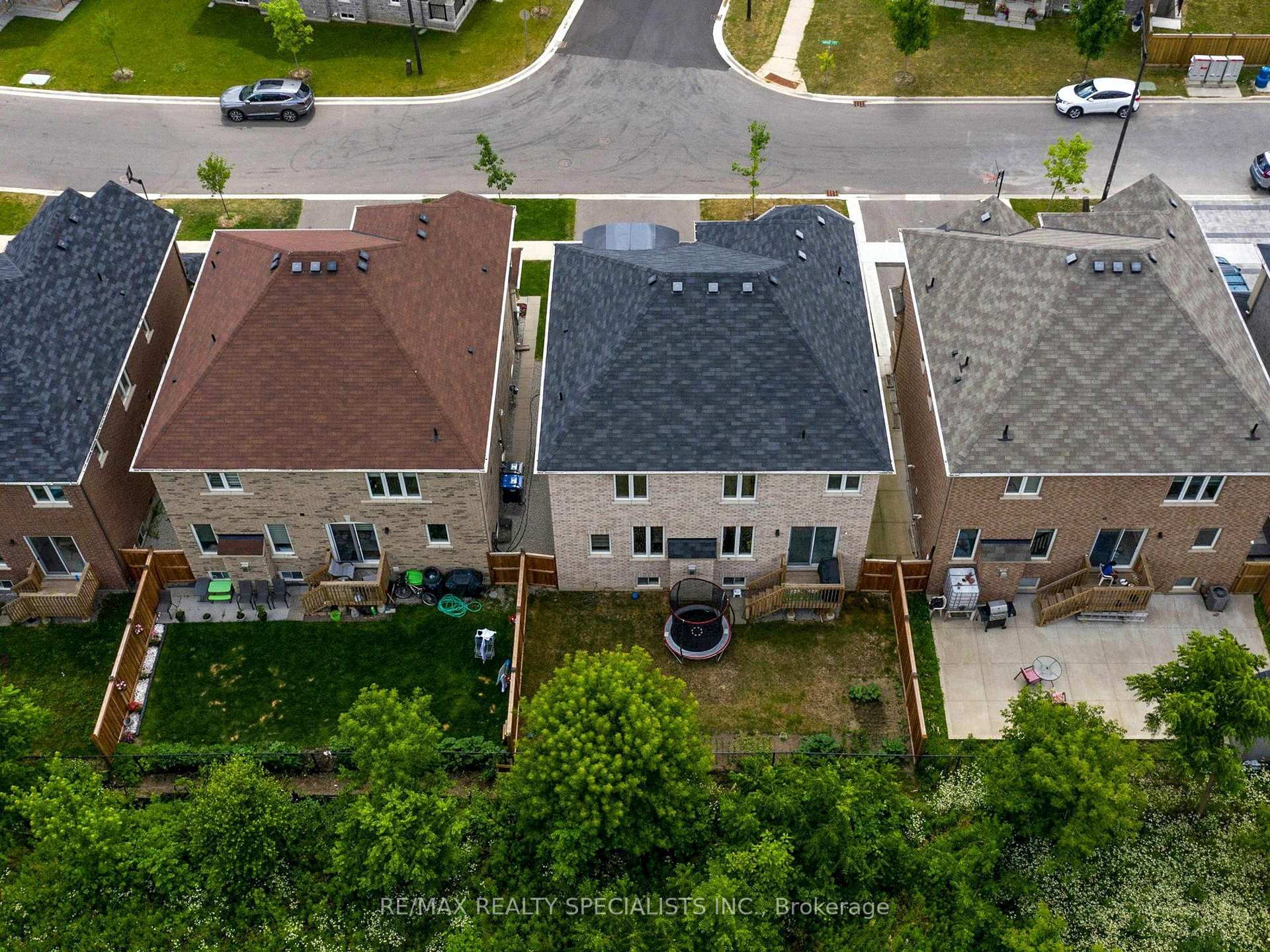Photo 41 of 48 Unwind Crescent, Brampton, Credit Valley — HOMEH