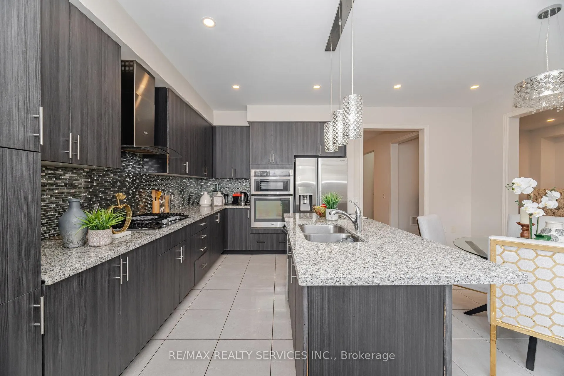 Photo 2 of 52 Blackberry Valley Crescent, Caledon, Rural Caledon — HOMEH
