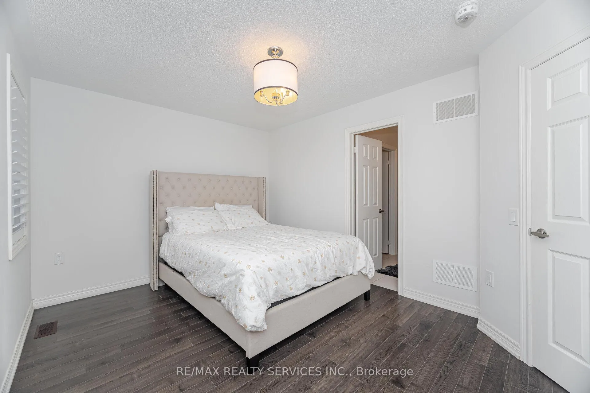 Photo 30 of 52 Blackberry Valley Crescent, Caledon, Rural Caledon — HOMEH