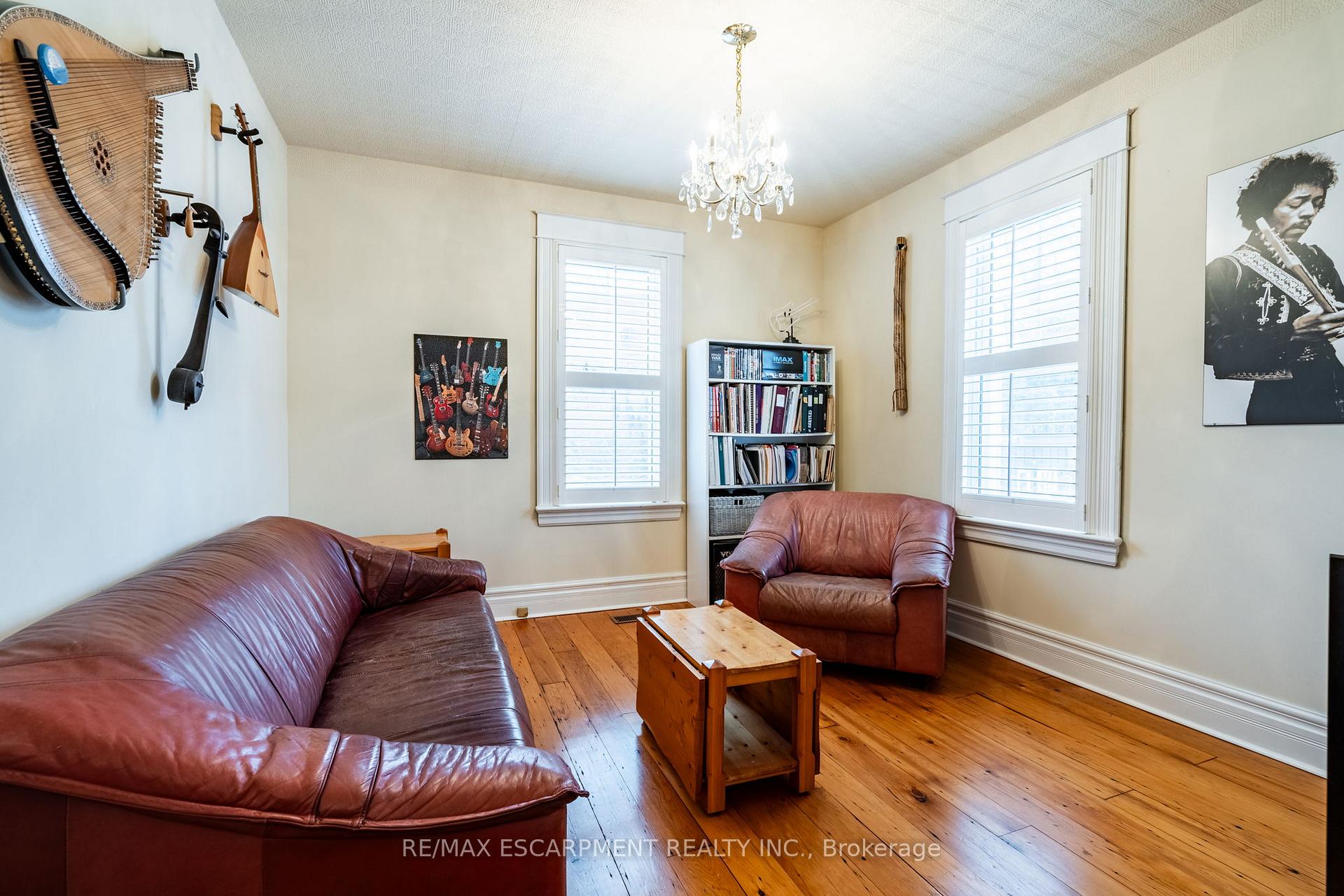 Photo 16 of 511 Martha Street, Burlington, Brant — HOMEH