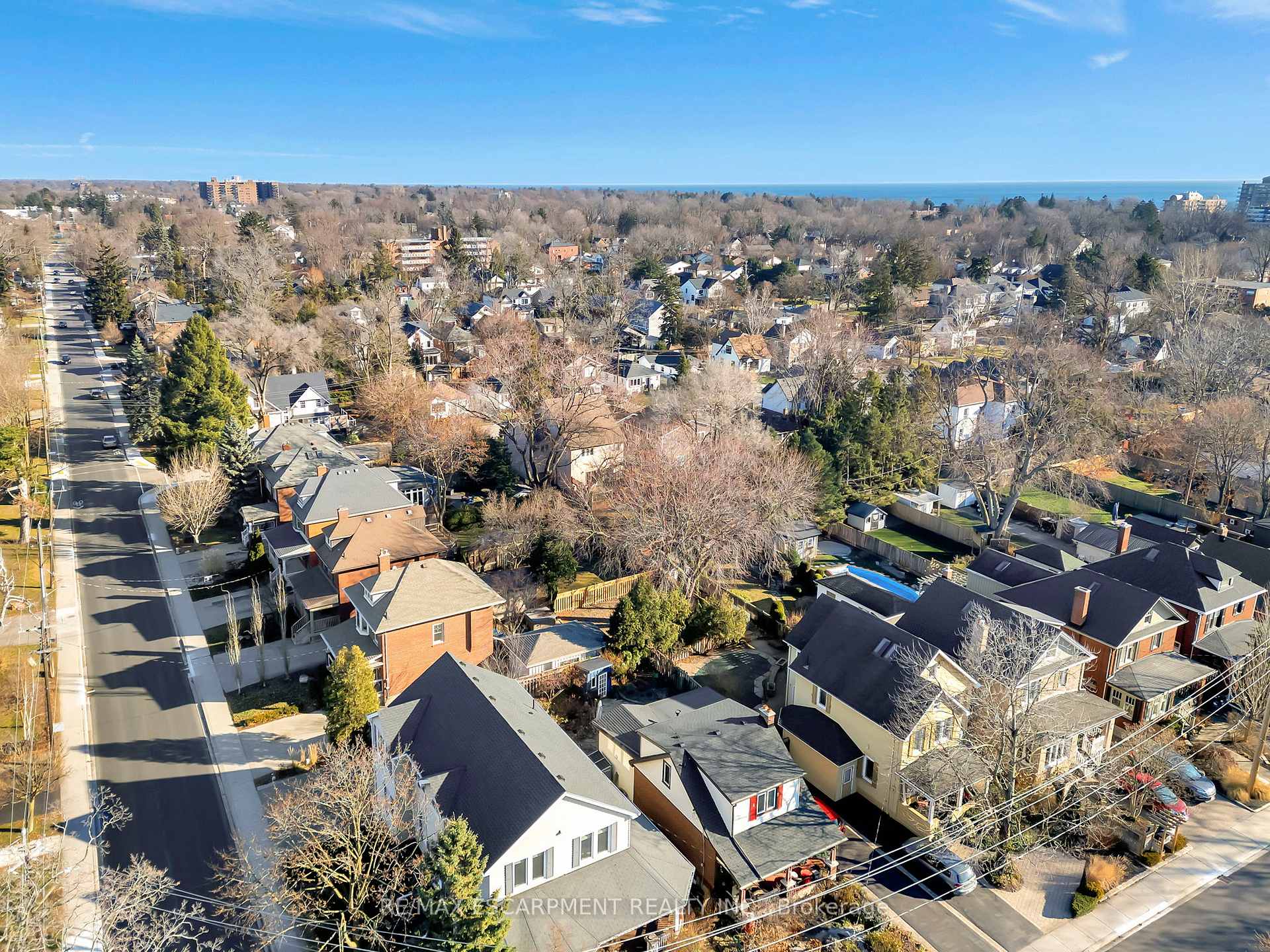 Photo 33 of 511 Martha Street, Burlington, Brant — HOMEH