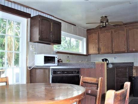 Photo 4 of 156 Bond Street S, Hamilton, Westdale — HOMEH