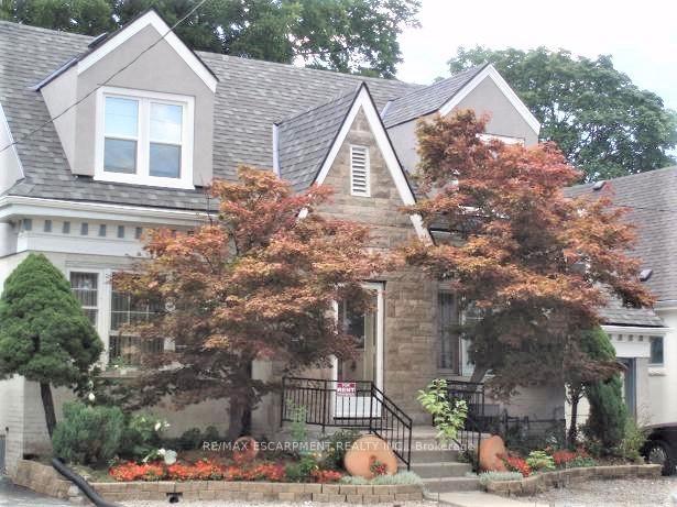 Photo 10 of 156 Bond Street S, Hamilton, Westdale — HOMEH
