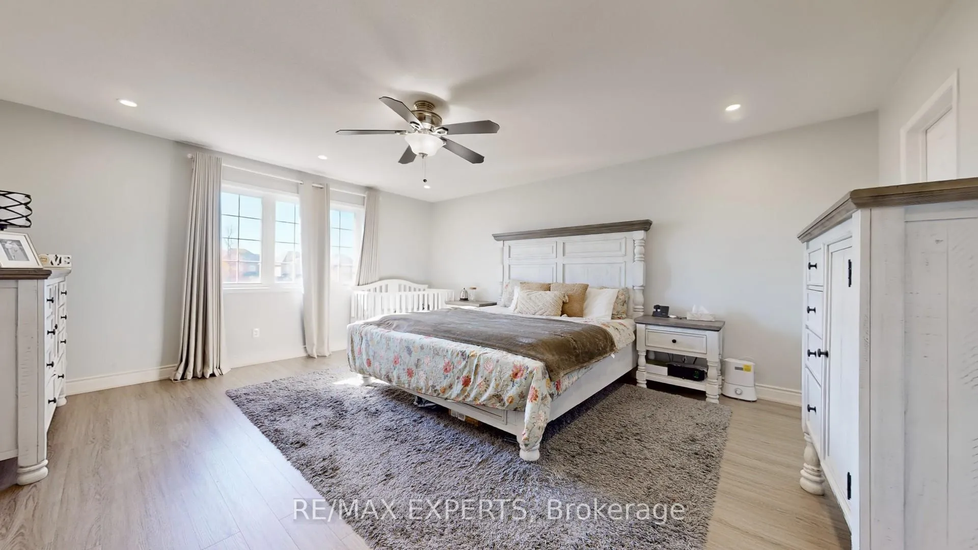 Photo 19 of 2 Personna Circle, Brampton, Credit Valley — HOMEH