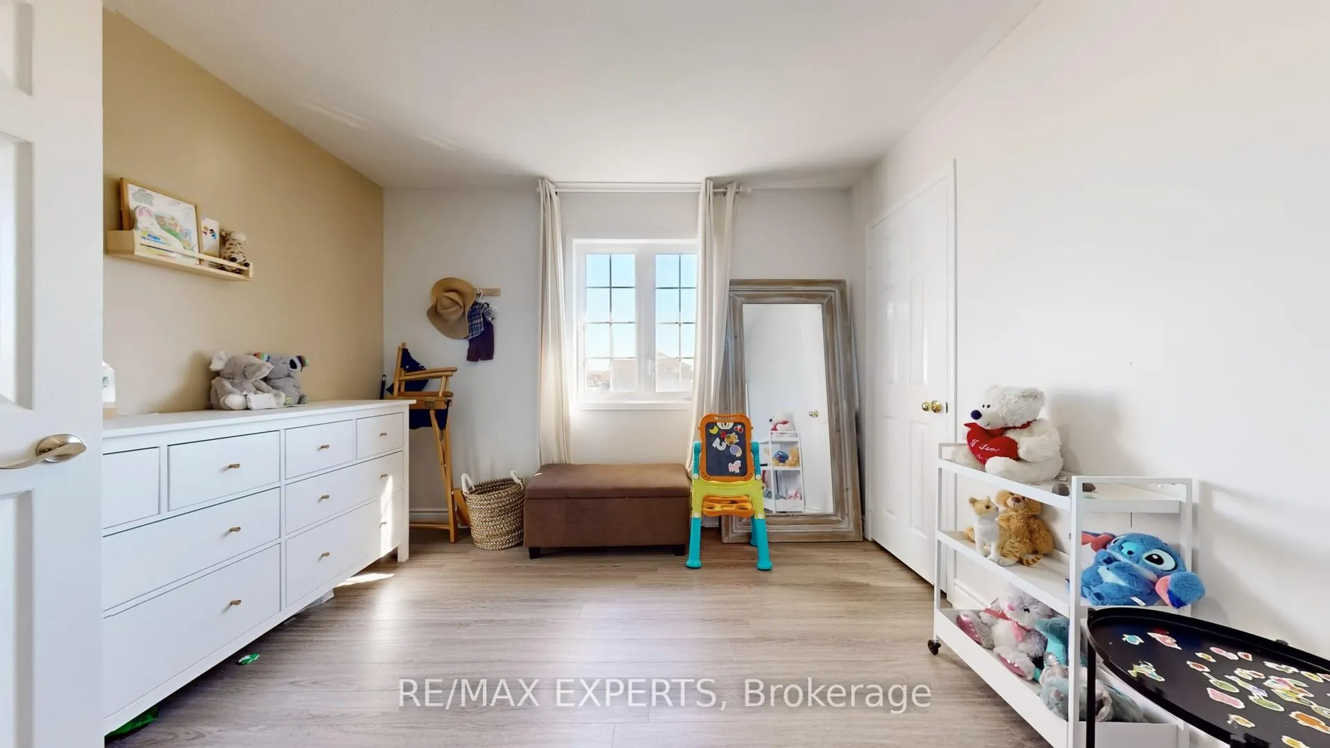 Photo 26 of 2 Personna Circle, Brampton, Credit Valley — HOMEH