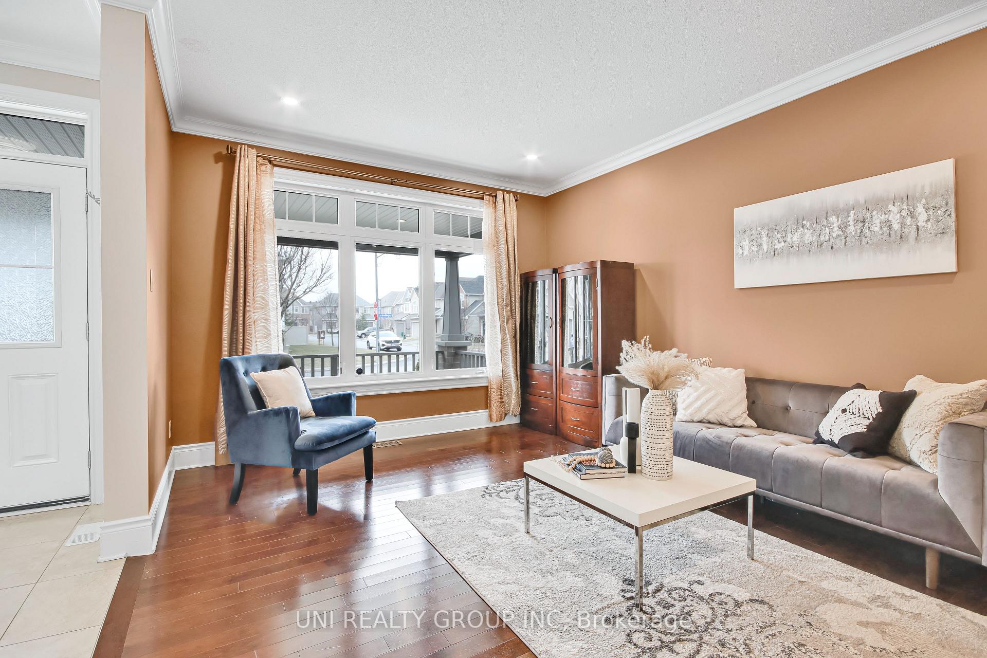 Photo 3 of 100 Brambling Way, Ottawa, Barrhaven - Half Moon Bay — HOMEH