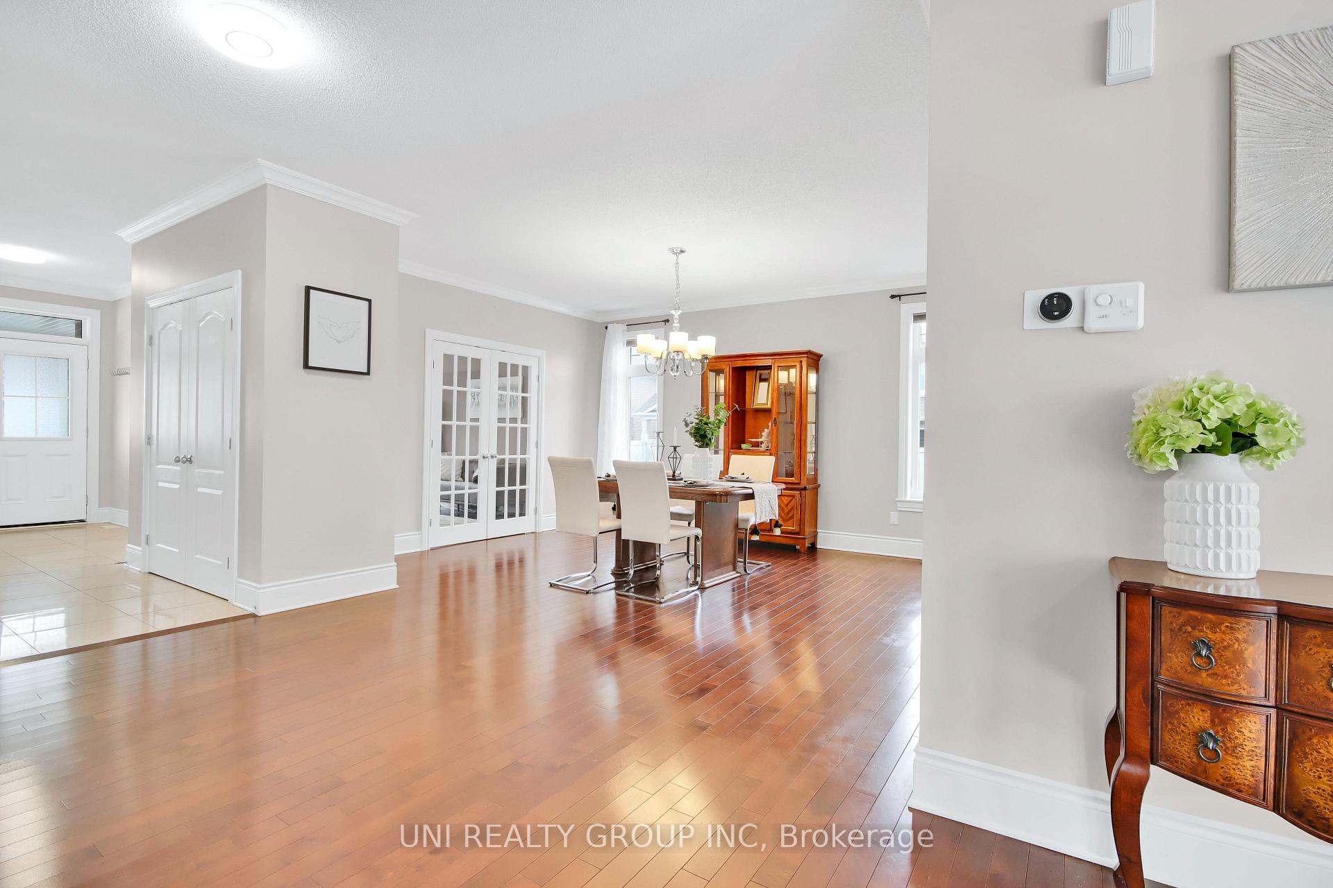 Photo 8 of 100 Brambling Way, Ottawa, Barrhaven - Half Moon Bay — HOMEH