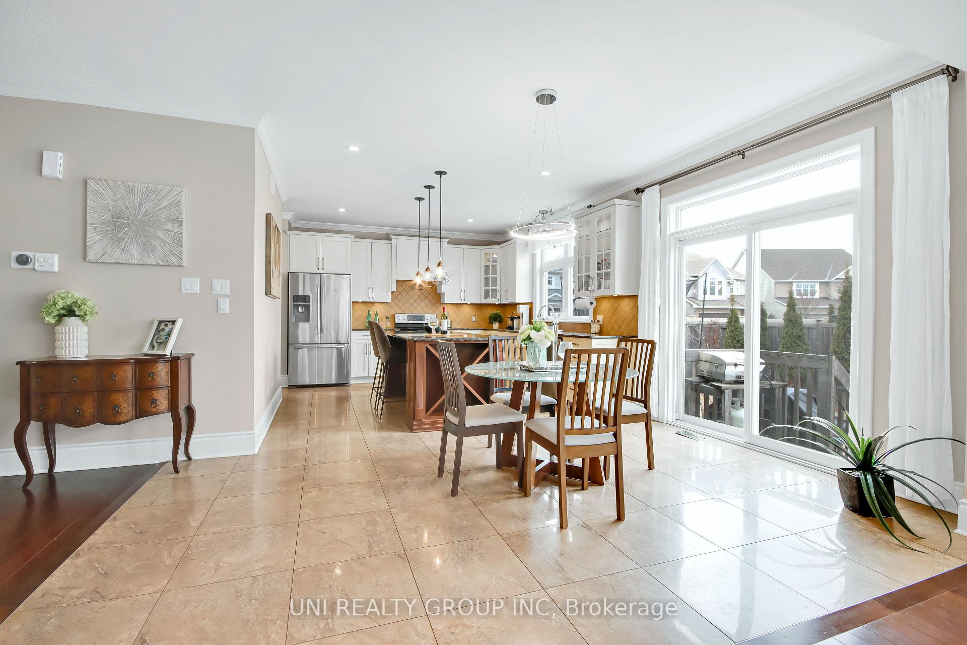 Photo 12 of 100 Brambling Way, Ottawa, Barrhaven - Half Moon Bay — HOMEH