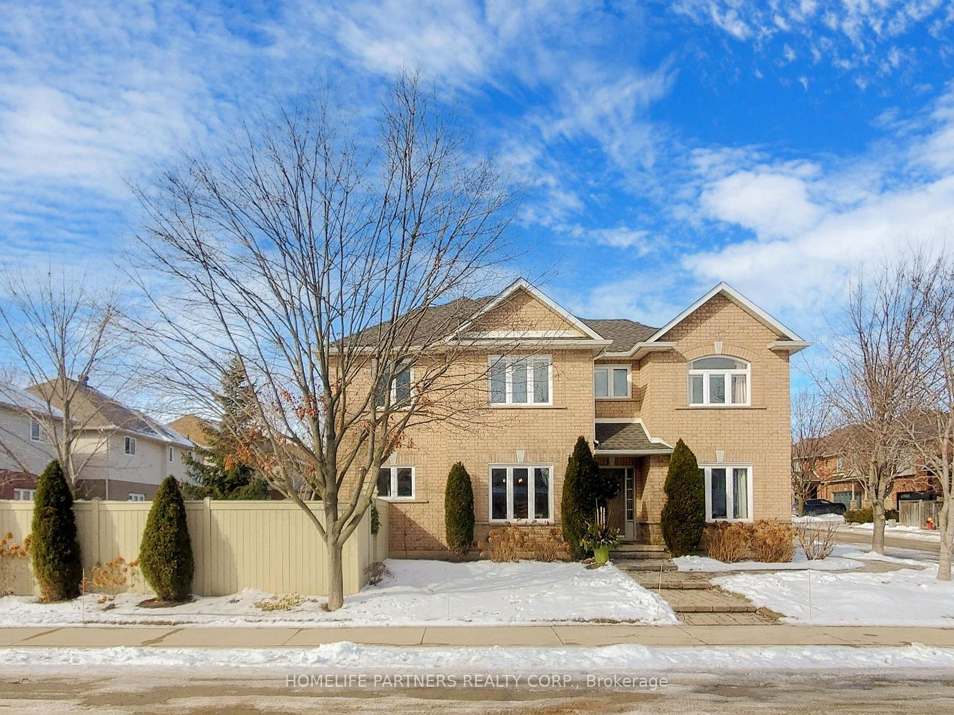 Photo 2 of 2346 Emerson Drive, Burlington, Orchard — HOMEH