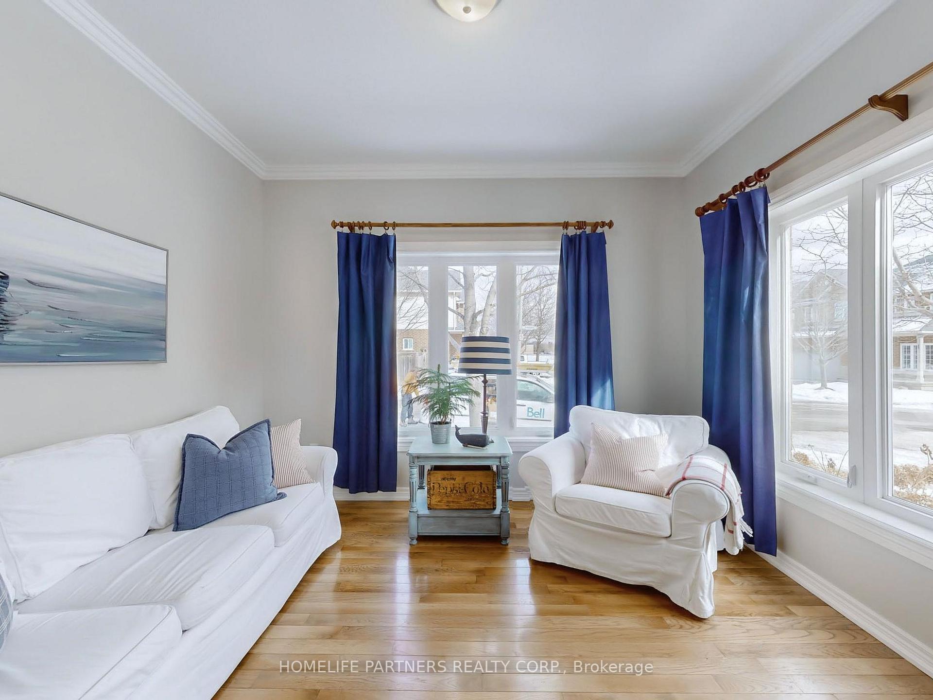 Photo 5 of 2346 Emerson Drive, Burlington, Orchard — HOMEH