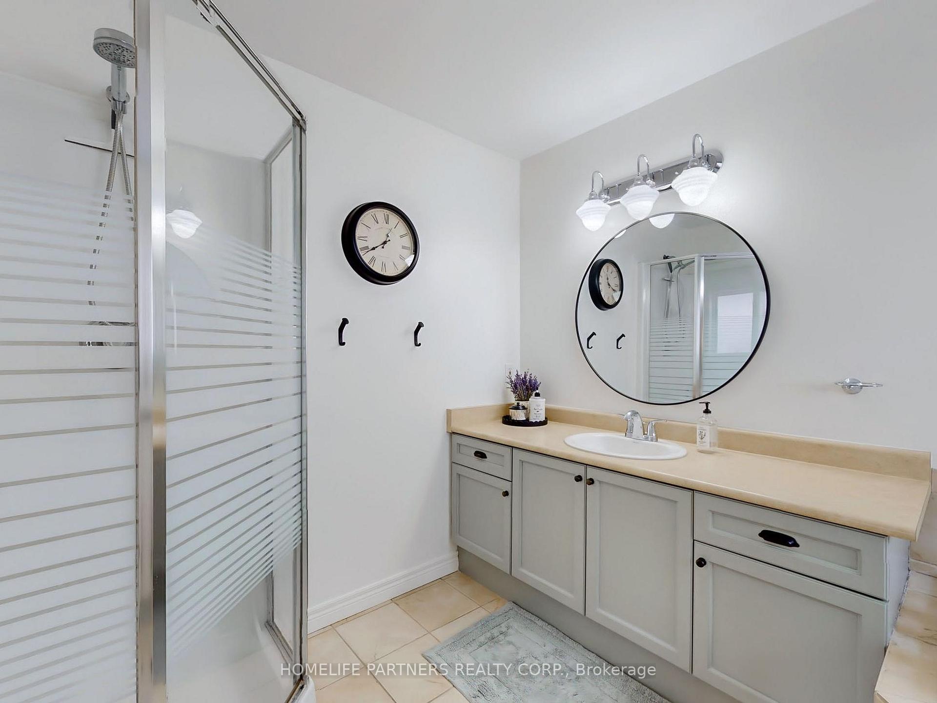 Photo 21 of 2346 Emerson Drive, Burlington, Orchard — HOMEH