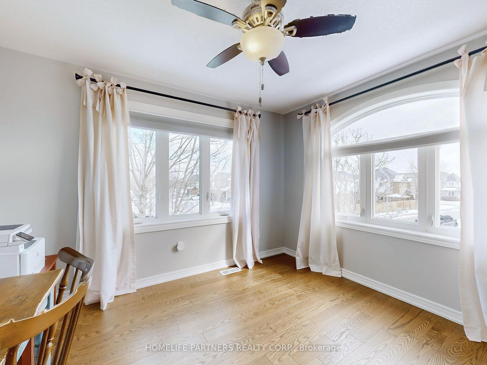 Photo 25 of 2346 Emerson Drive, Burlington, Orchard — HOMEH