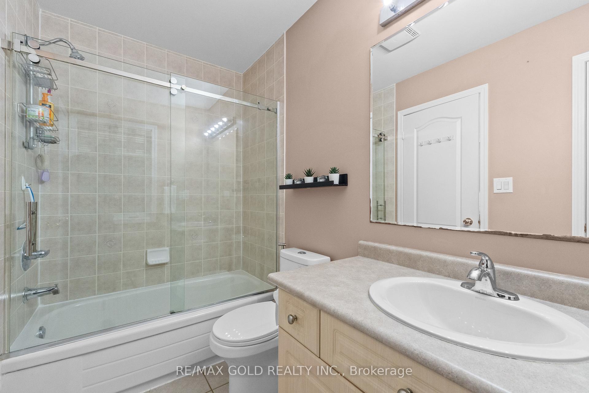 Photo 40 of 72 Herdwick Street, Brampton, Gore Industrial North — HOMEH