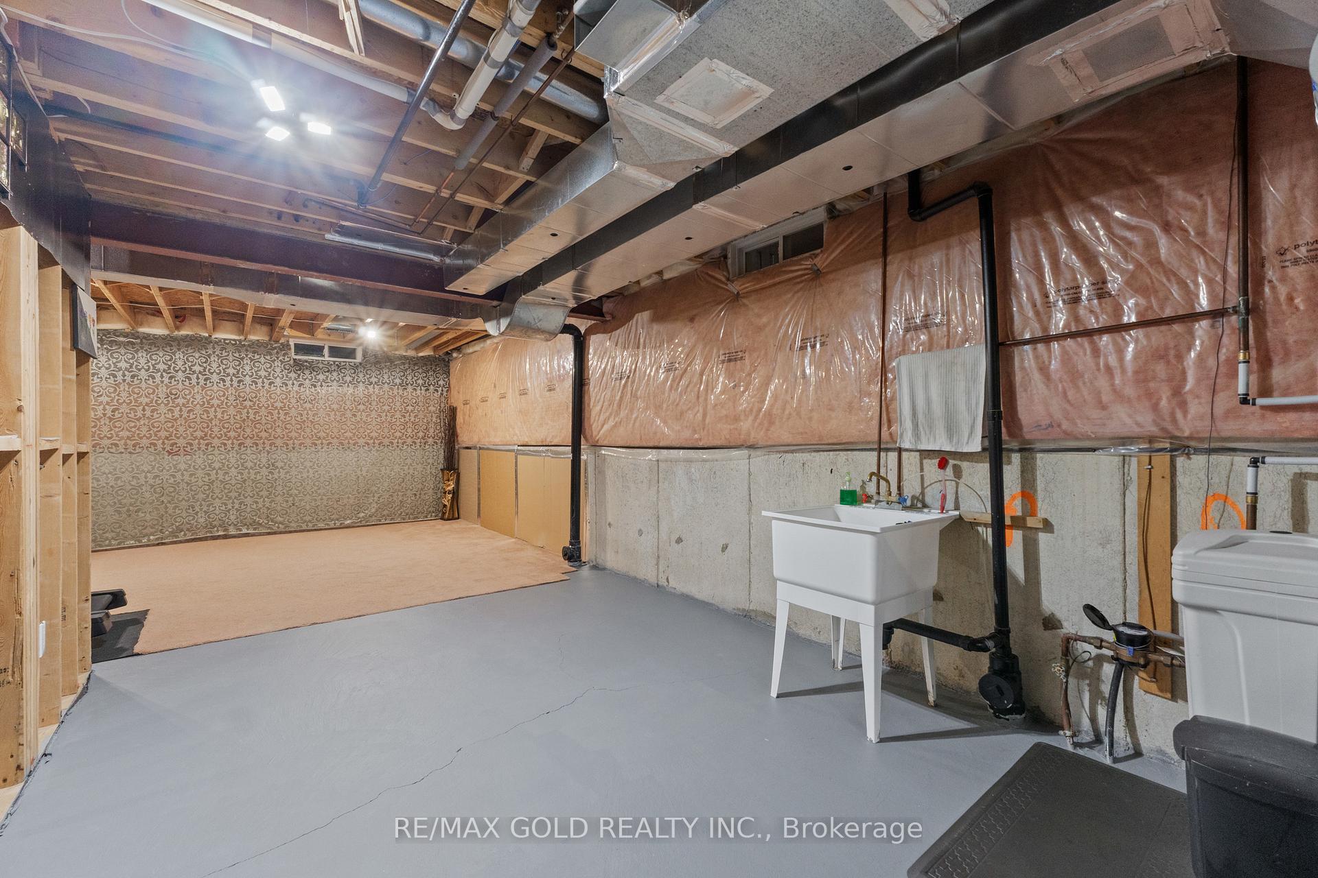 Photo 42 of 72 Herdwick Street, Brampton, Gore Industrial North — HOMEH