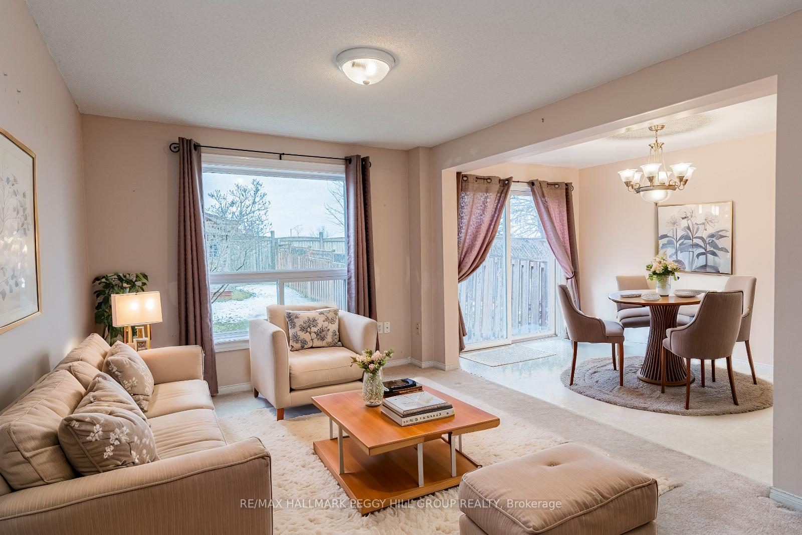 Photo 3 of 137 Nathan Crescent, Barrie, Painswick South — HOMEH