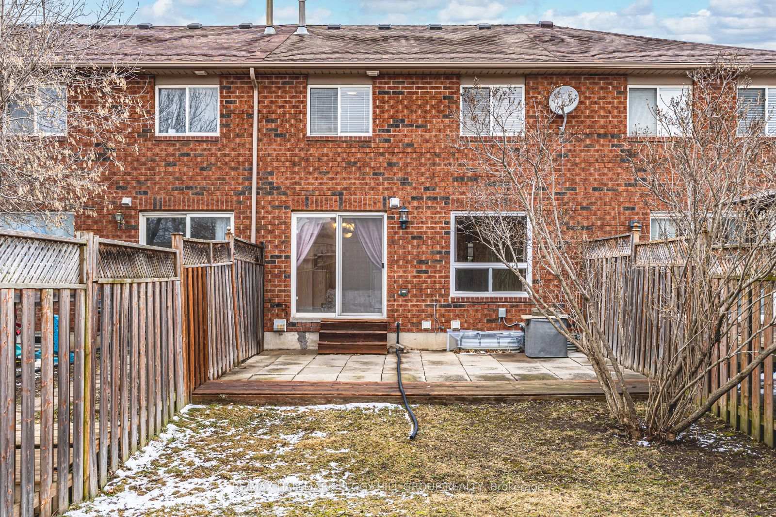 Photo 12 of 137 Nathan Crescent, Barrie, Painswick South — HOMEH