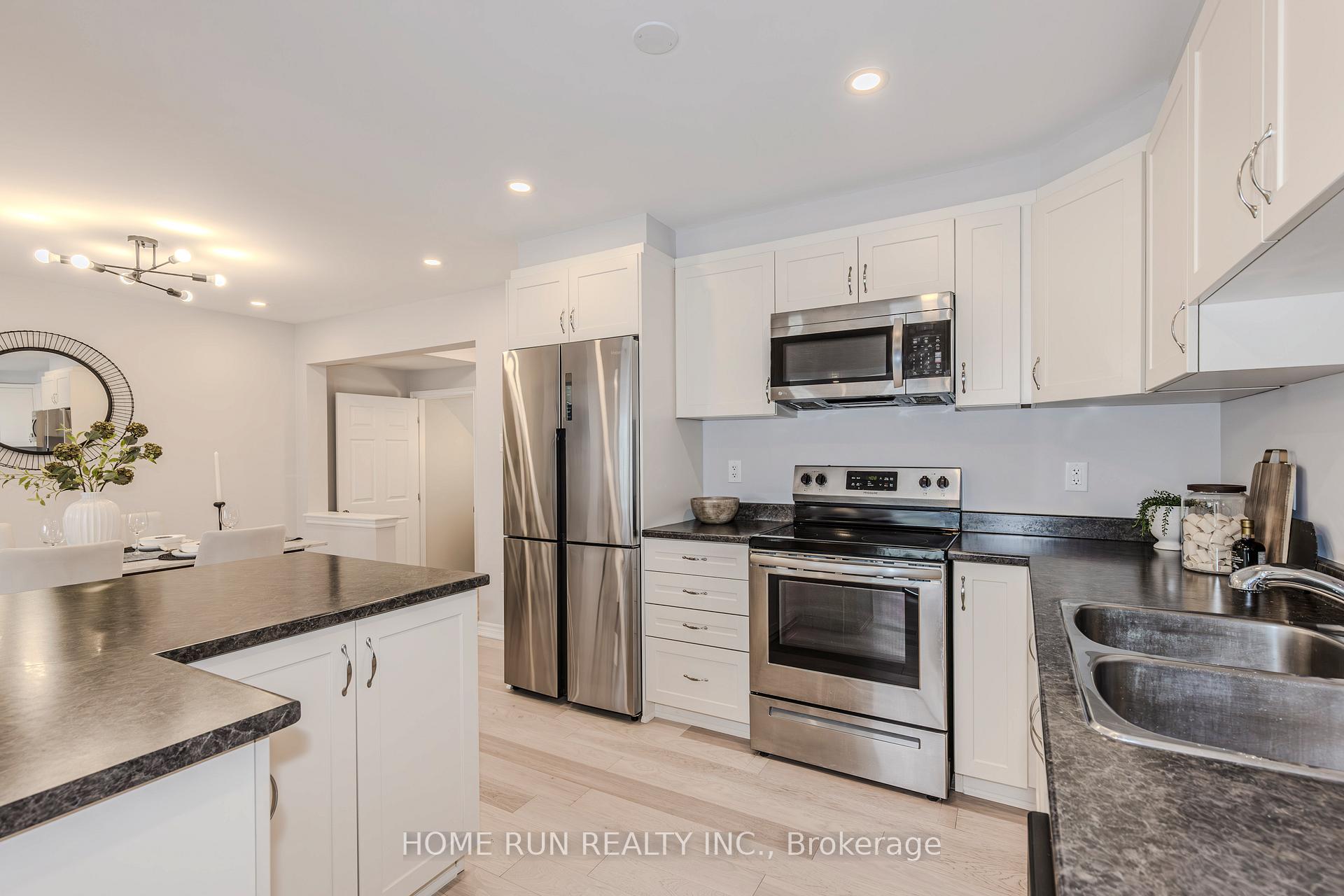 Photo 14 of 272 Brassy Minnow Crescent, Ottawa, Barrhaven - Half Moon Bay — HOMEH