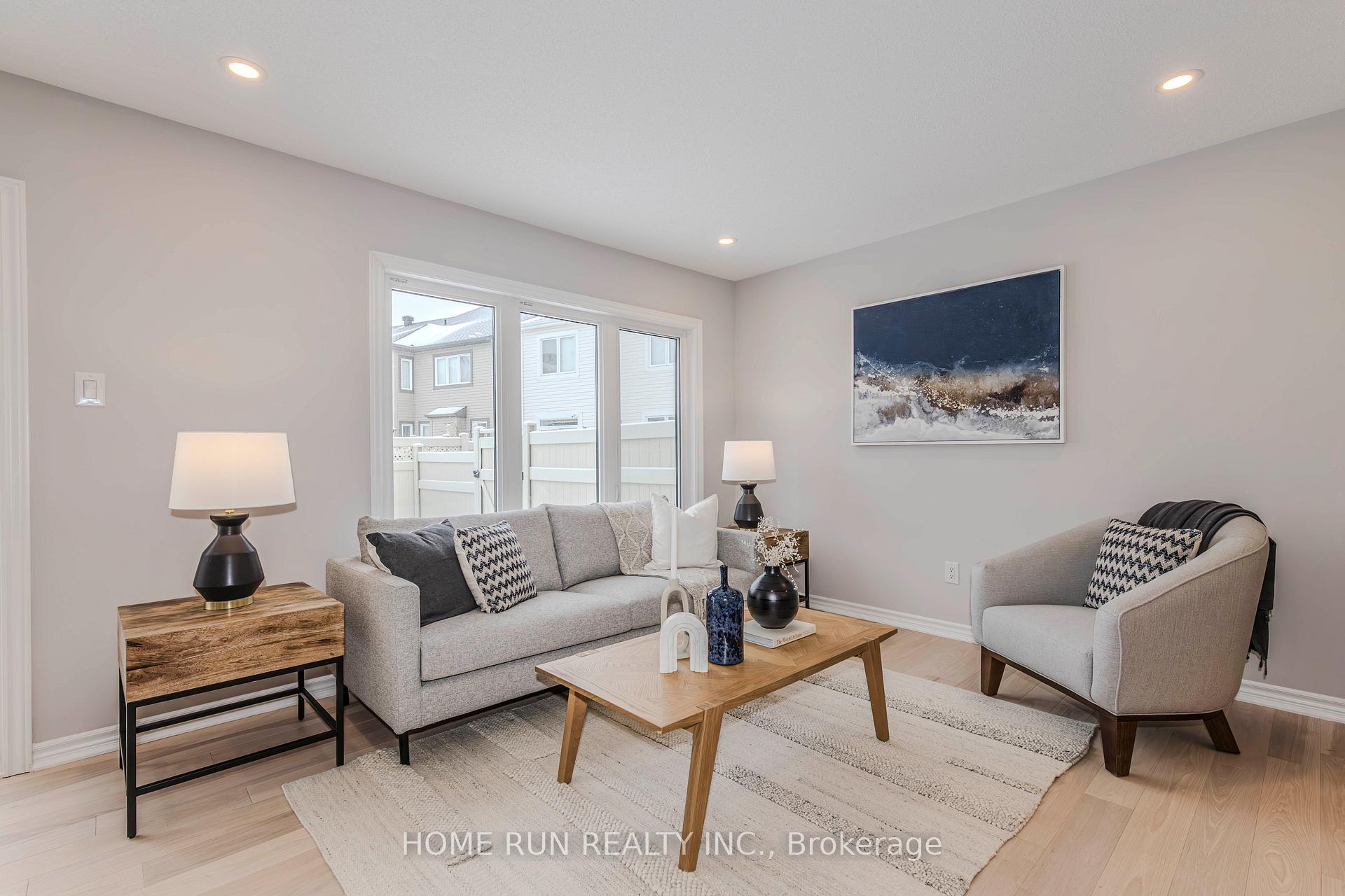 Photo 18 of 272 Brassy Minnow Crescent, Ottawa, Barrhaven - Half Moon Bay — HOMEH