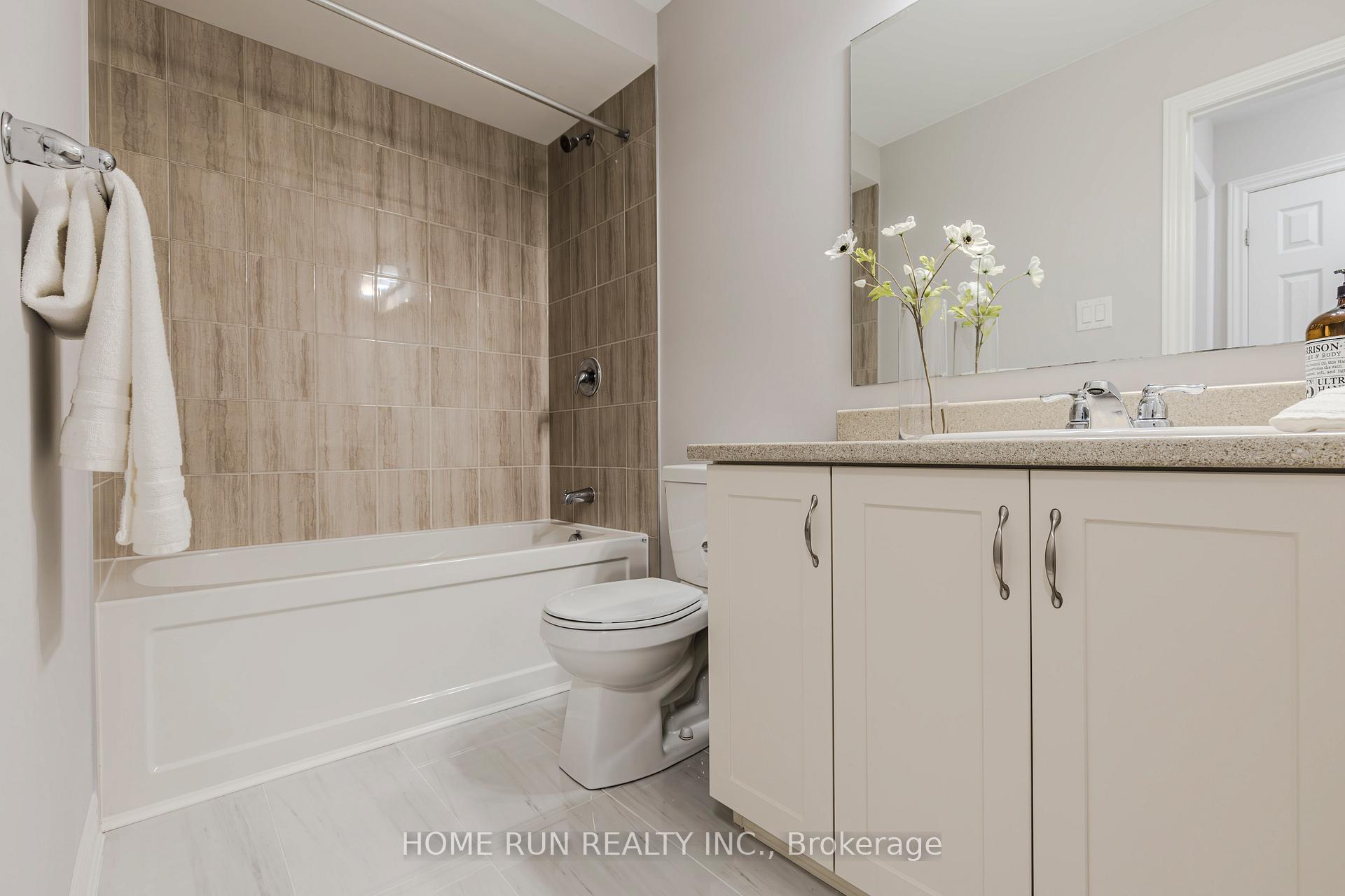 Photo 32 of 272 Brassy Minnow Crescent, Ottawa, Barrhaven - Half Moon Bay — HOMEH