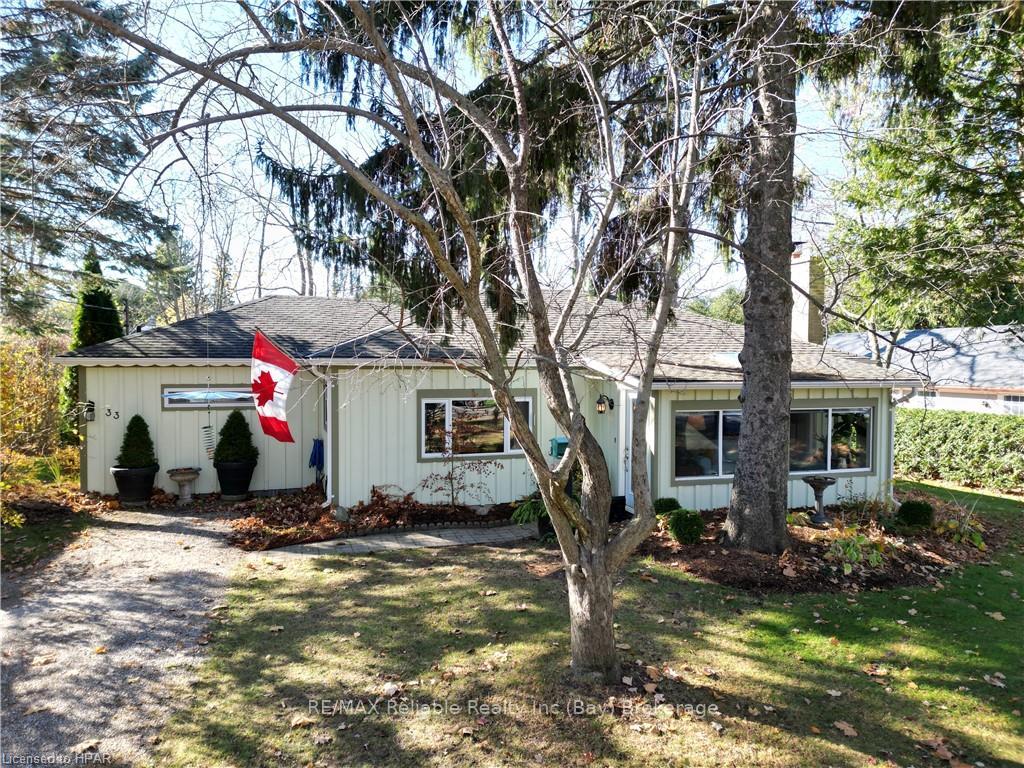 Photo 1 of 33 Main St N Street, Bluewater, Bayfield — HOMEH